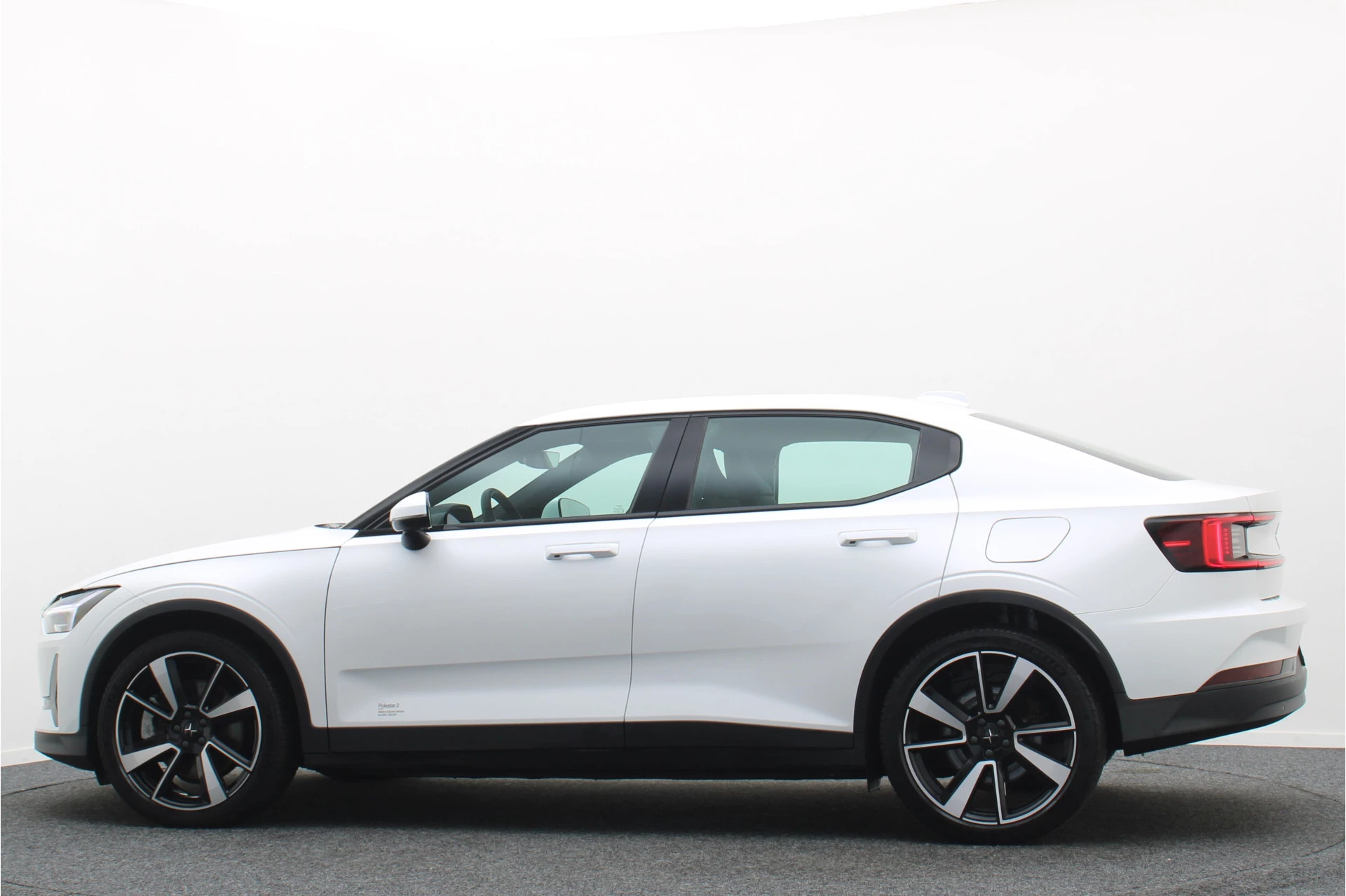 Hoofdafbeelding Polestar 2