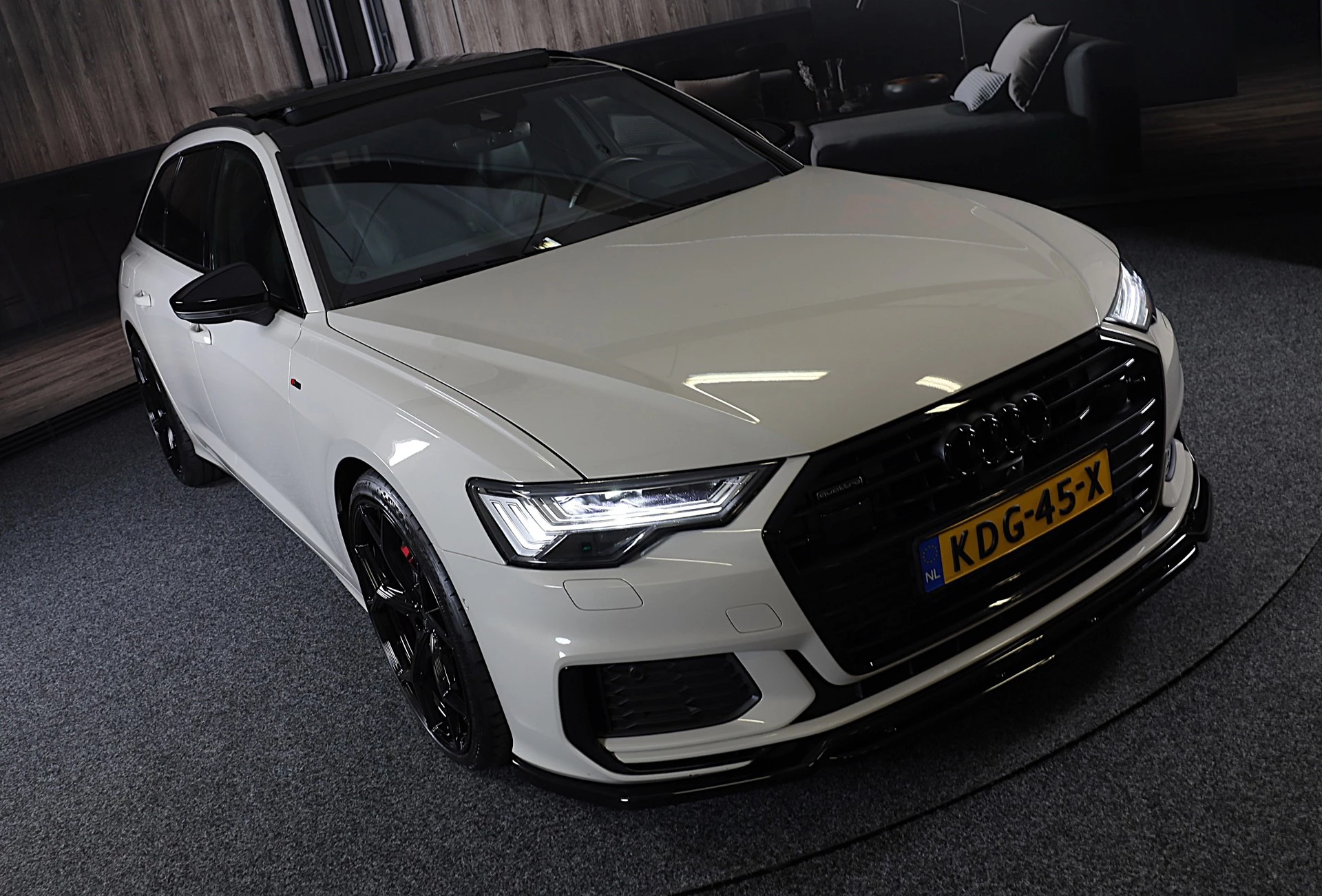 Hoofdafbeelding Audi A6