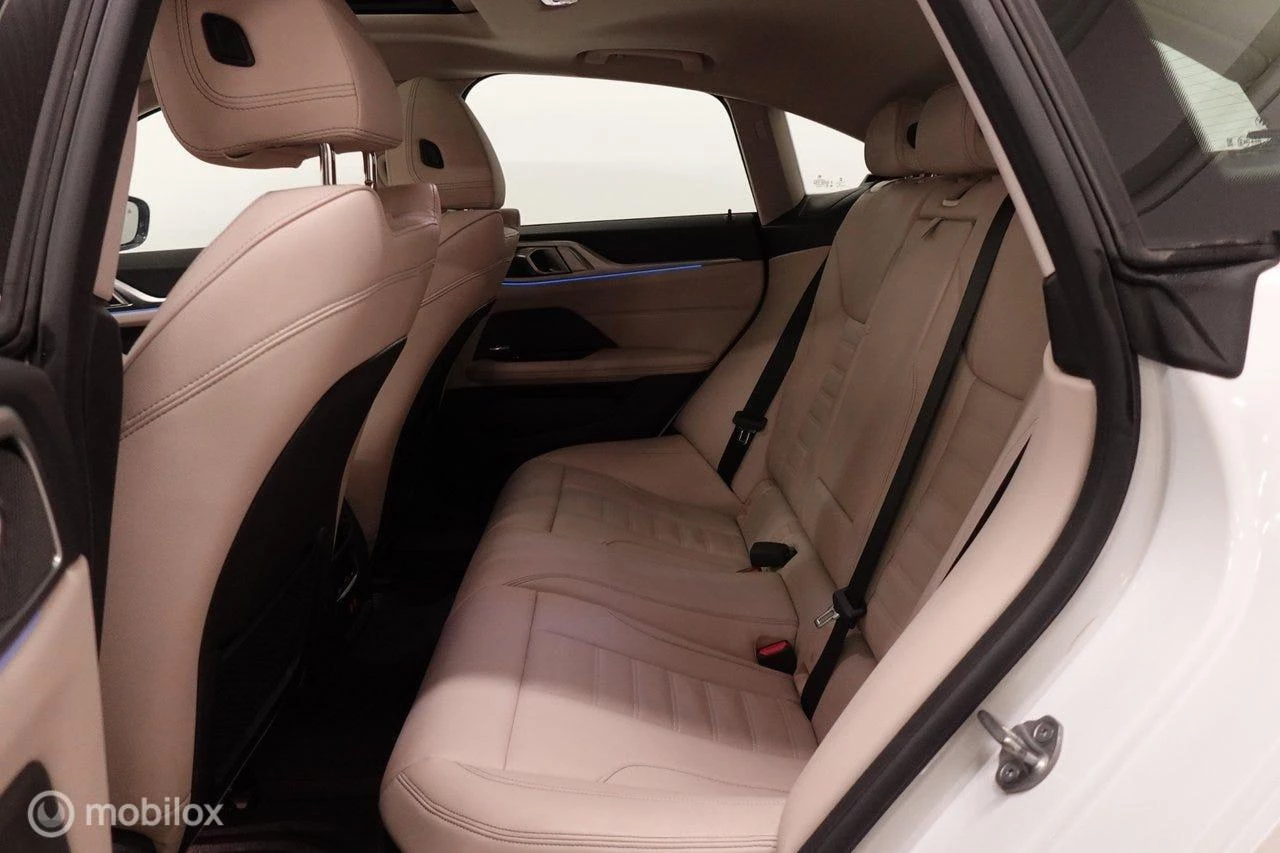 Hoofdafbeelding BMW i4