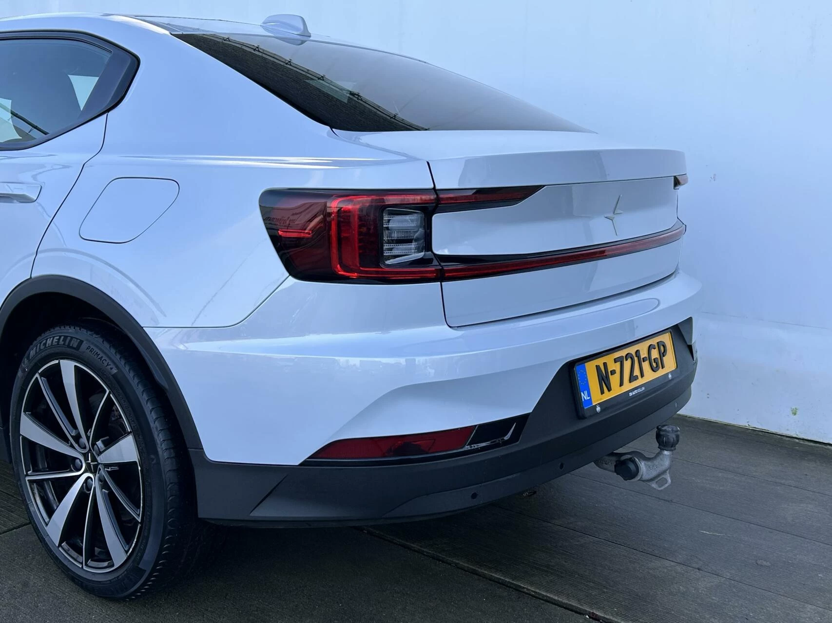 Hoofdafbeelding Polestar 2