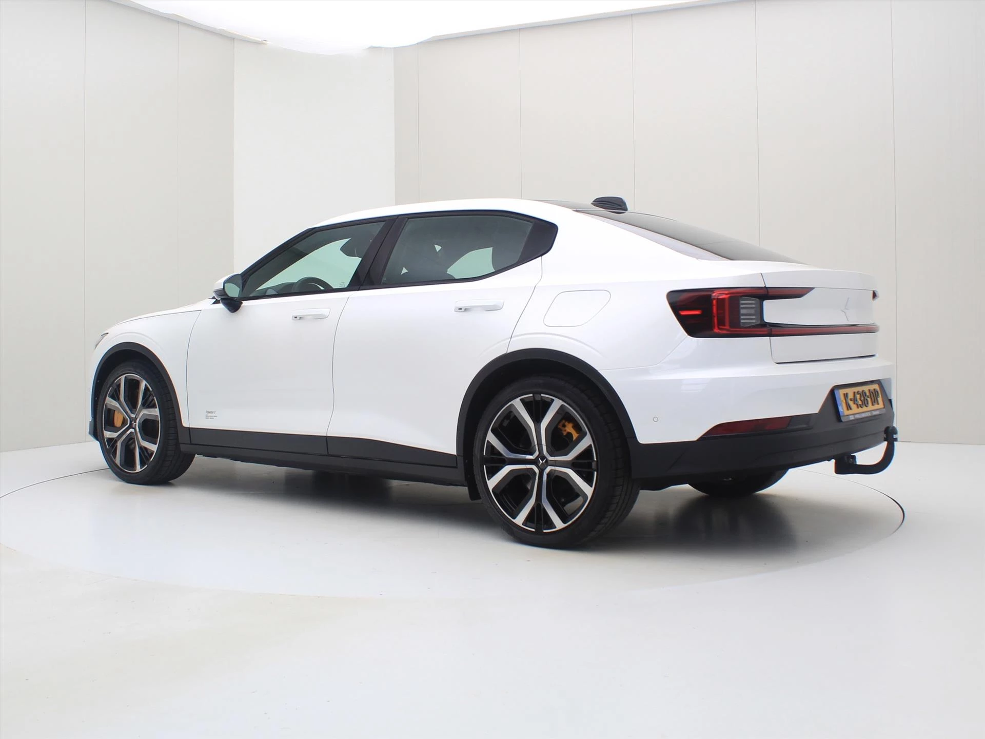 Hoofdafbeelding Polestar 2