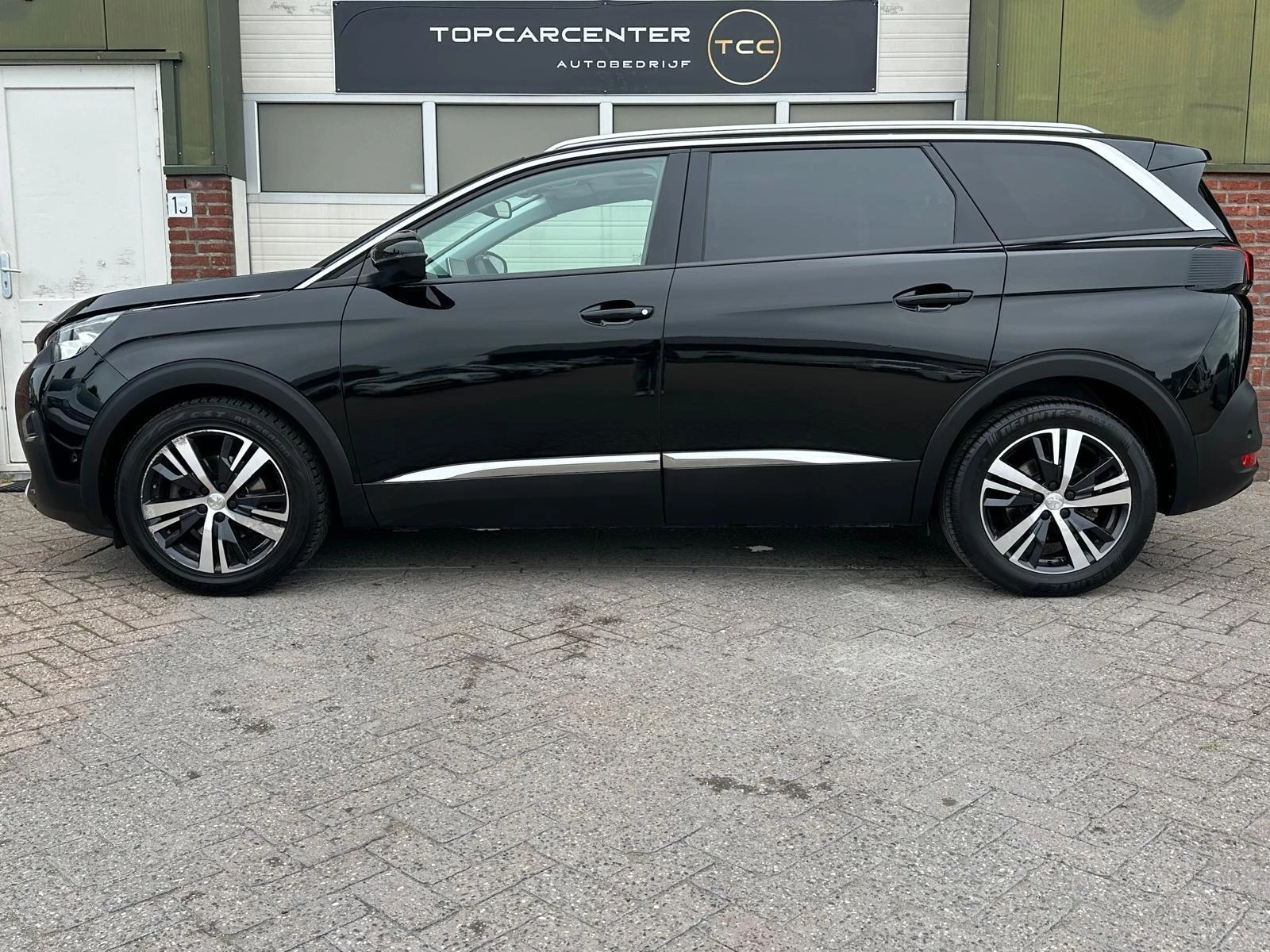 Hoofdafbeelding Peugeot 5008