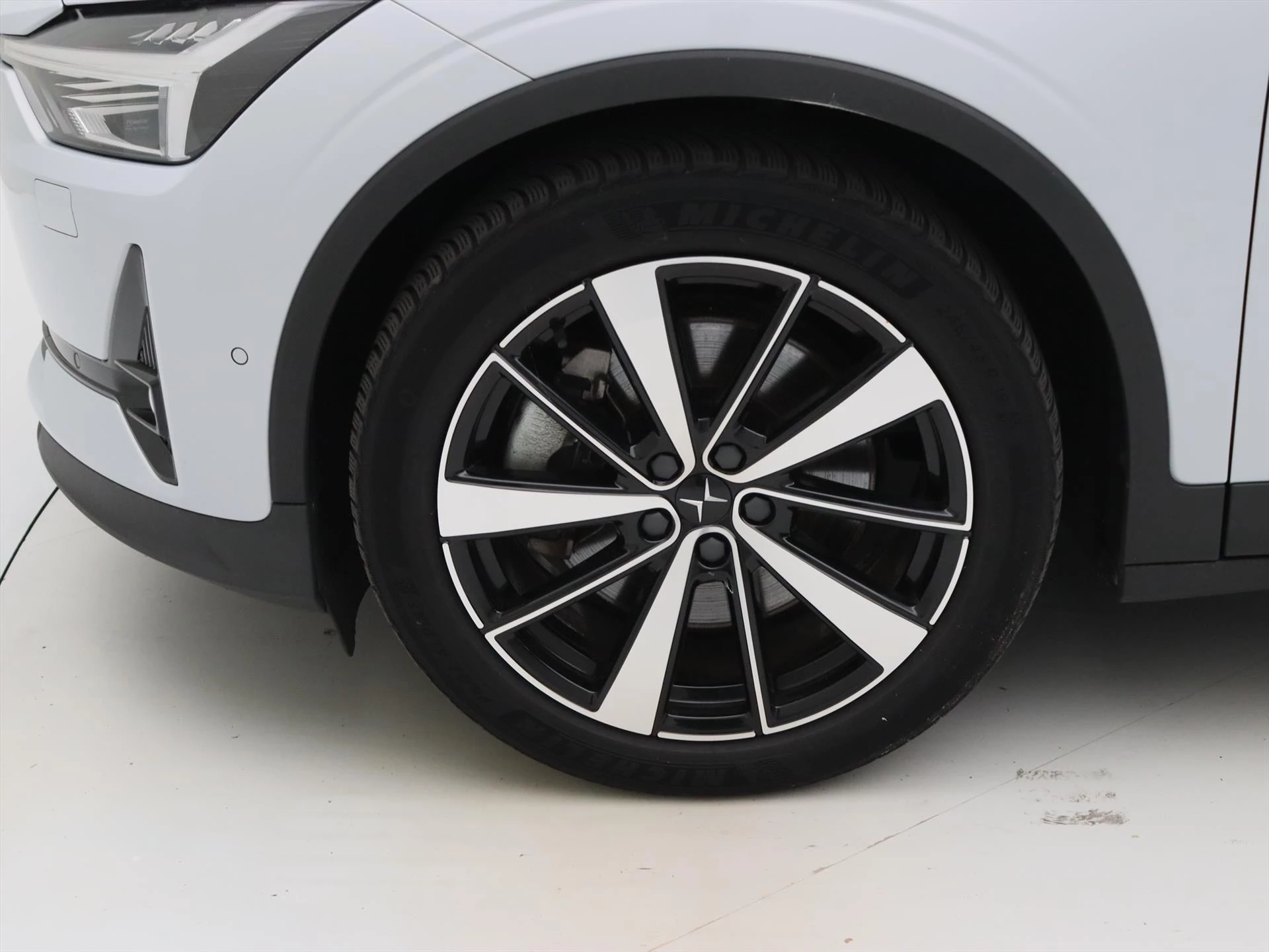Hoofdafbeelding Polestar 2