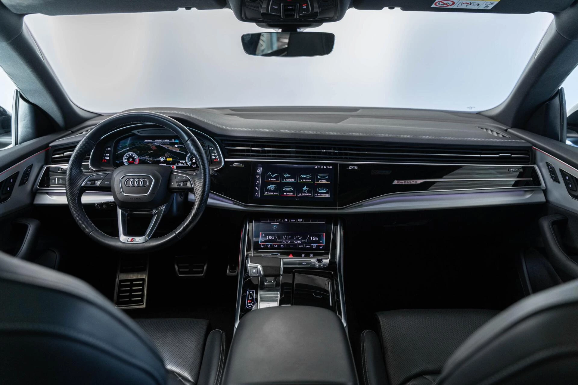 Hoofdafbeelding Audi Q8