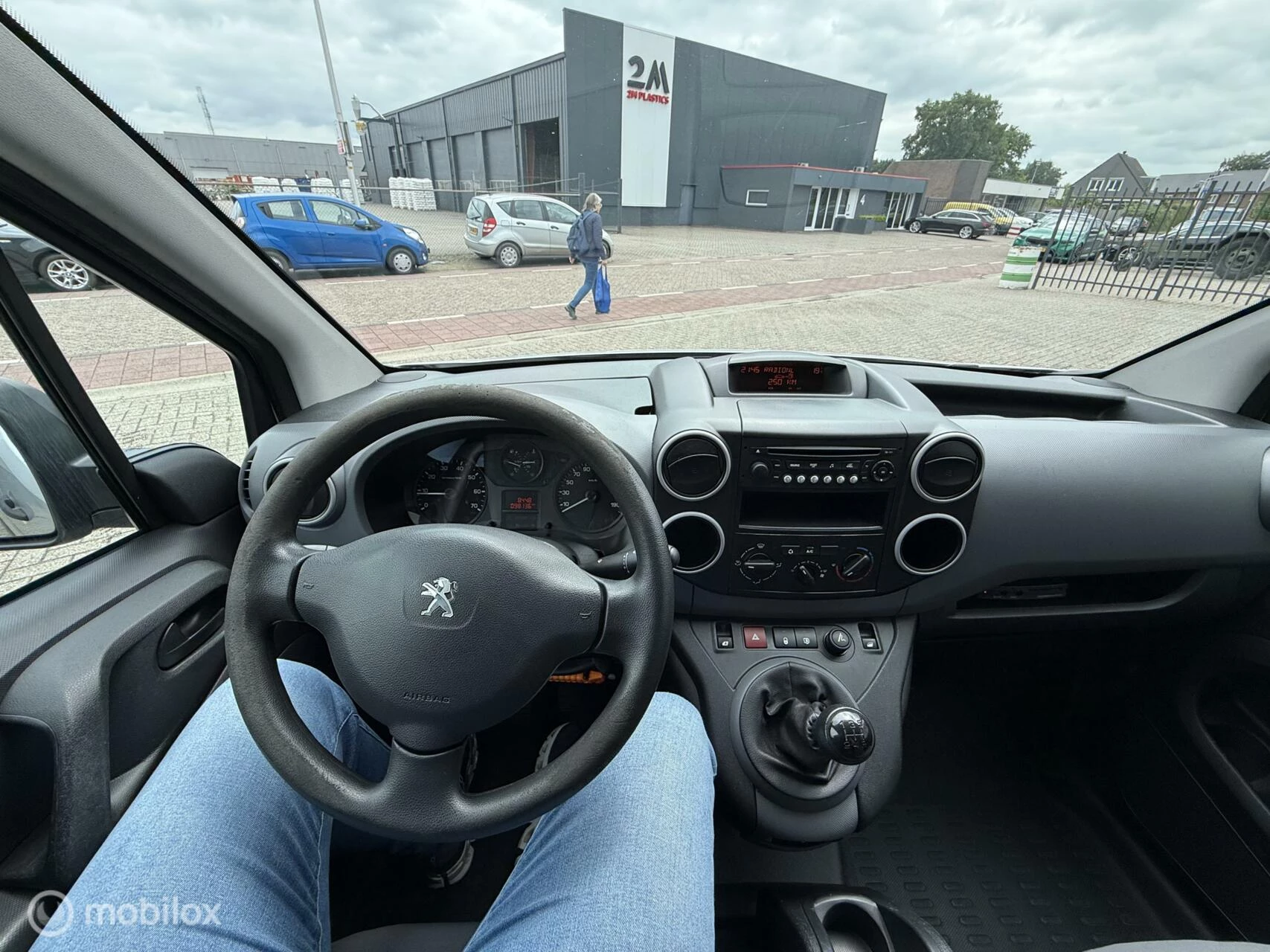 Hoofdafbeelding Peugeot Partner