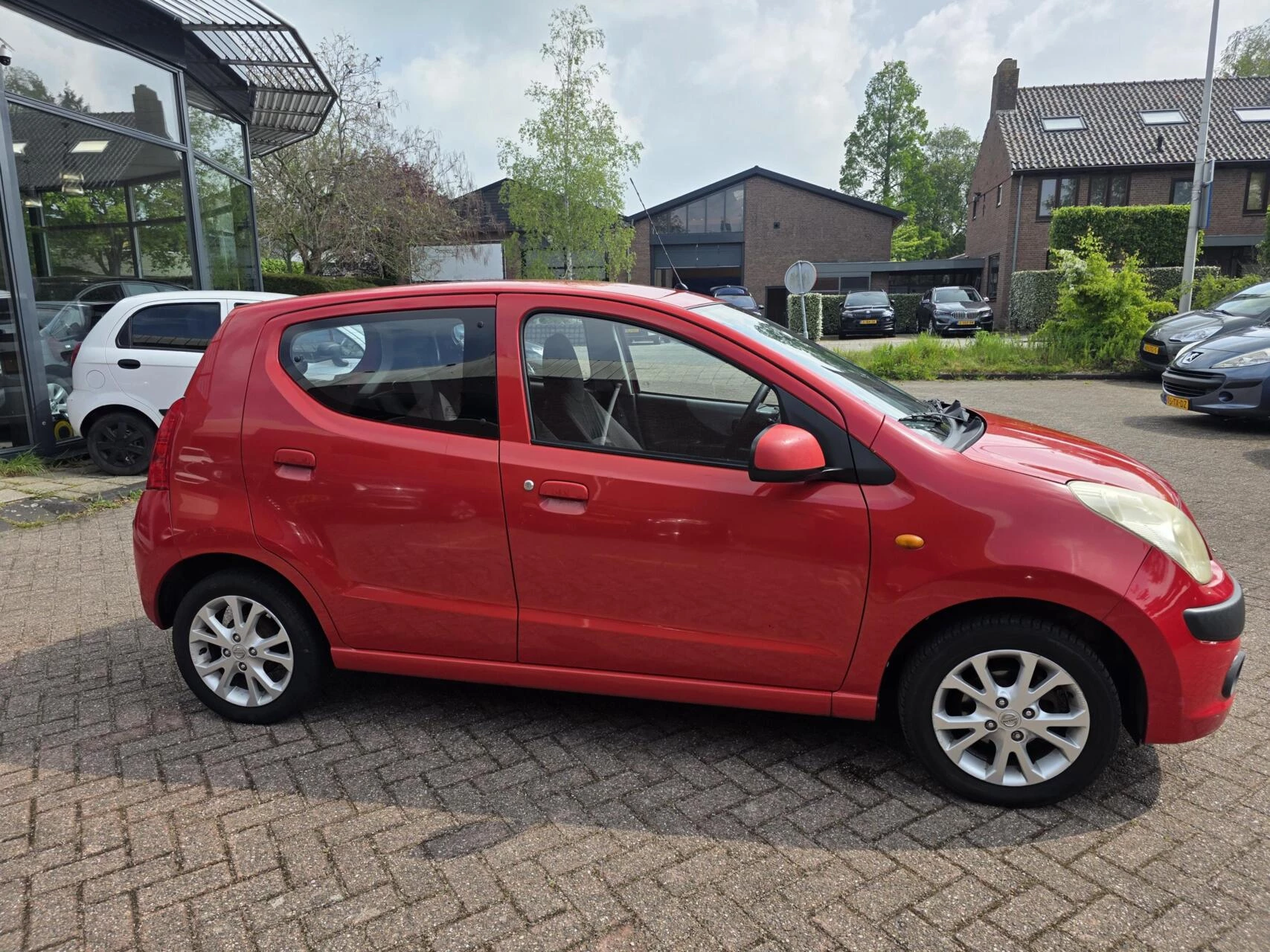 Hoofdafbeelding Nissan Pixo