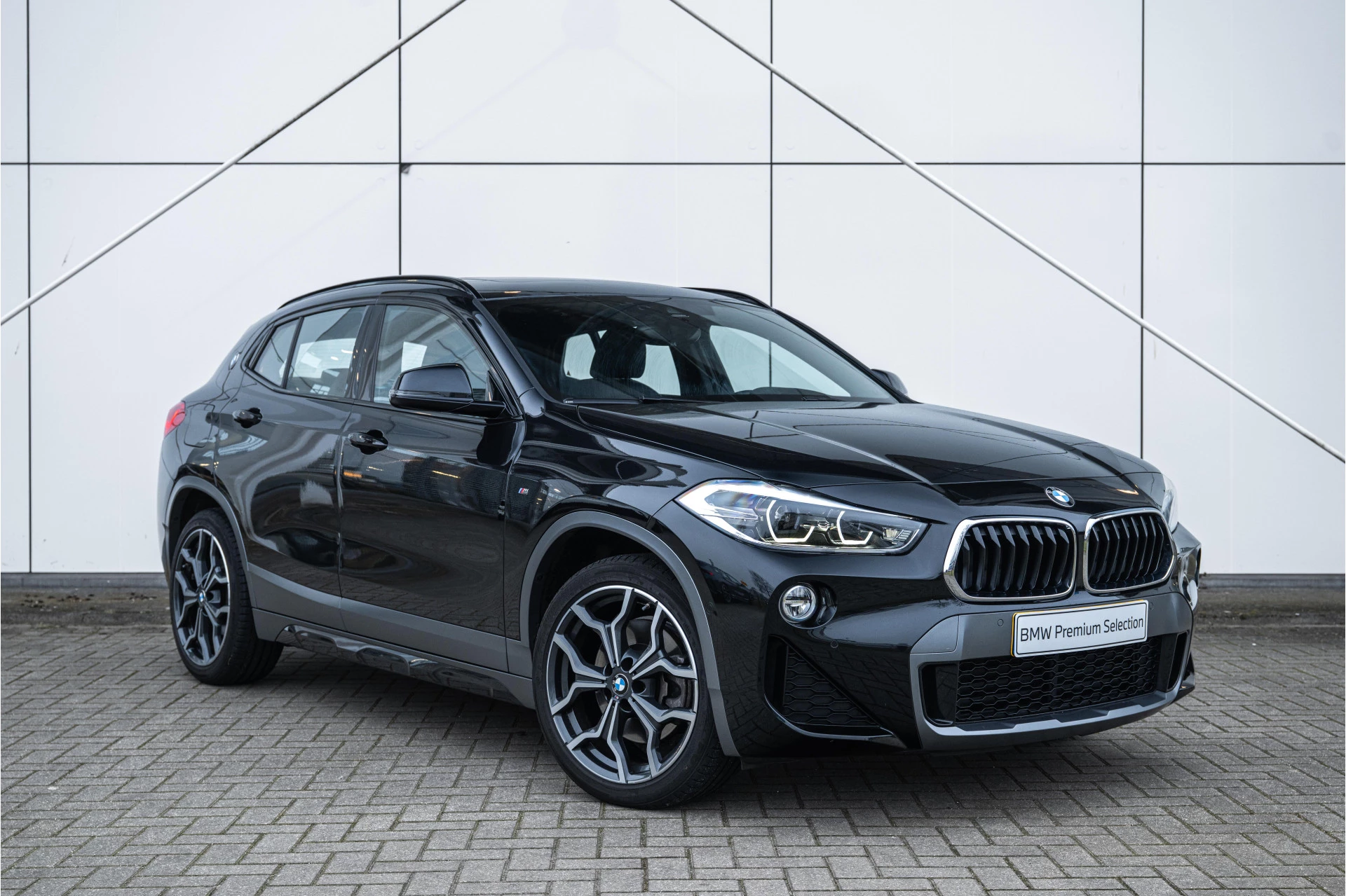 Hoofdafbeelding BMW X2