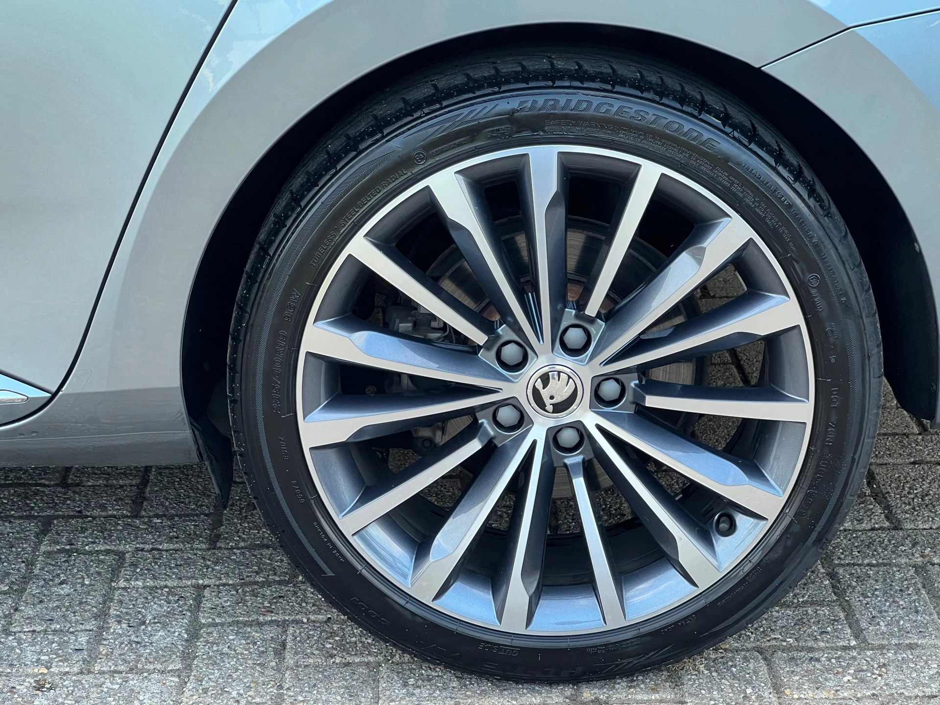 Hoofdafbeelding Škoda Superb