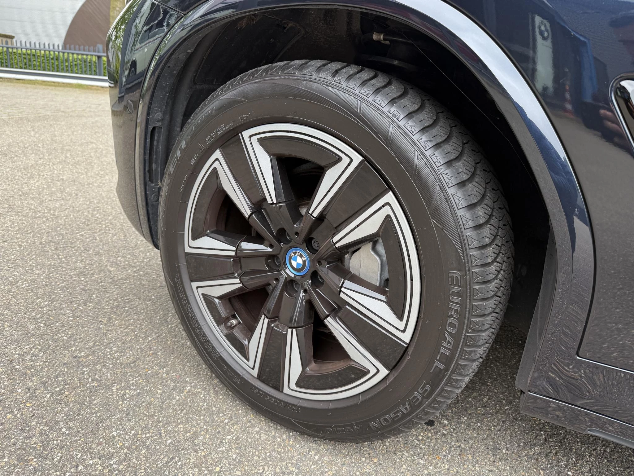Hoofdafbeelding BMW iX3