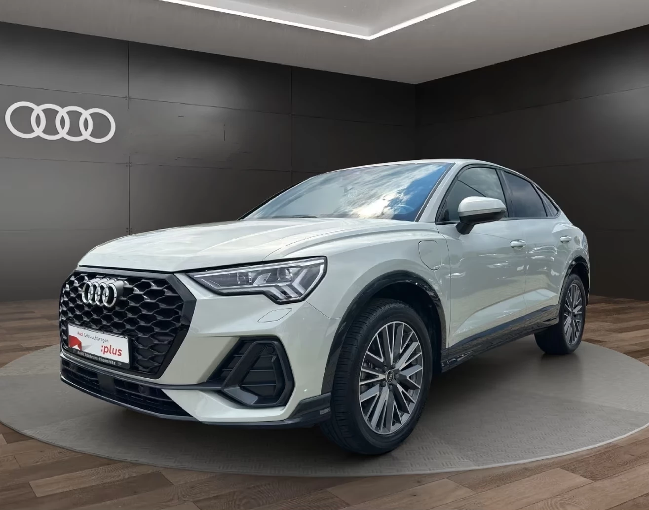 Hoofdafbeelding Audi Q3