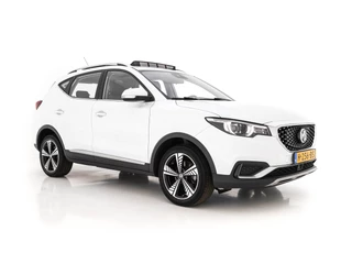 Hoofdafbeelding MG ZS-EV MG ZS-EV Luxury 45 kWh (INCL-BTW) *PANO | FULL-LEATHER | CCS-FASTLOADER | KEYLESS | NAVI-FULLMAP | ADAPTIVE-CRUISE | CAMERA | HEATED-SPORT-SEATS | CARPLAY | BLINDSPOT | DAB | LANE-ASSIST | 17"ALU*