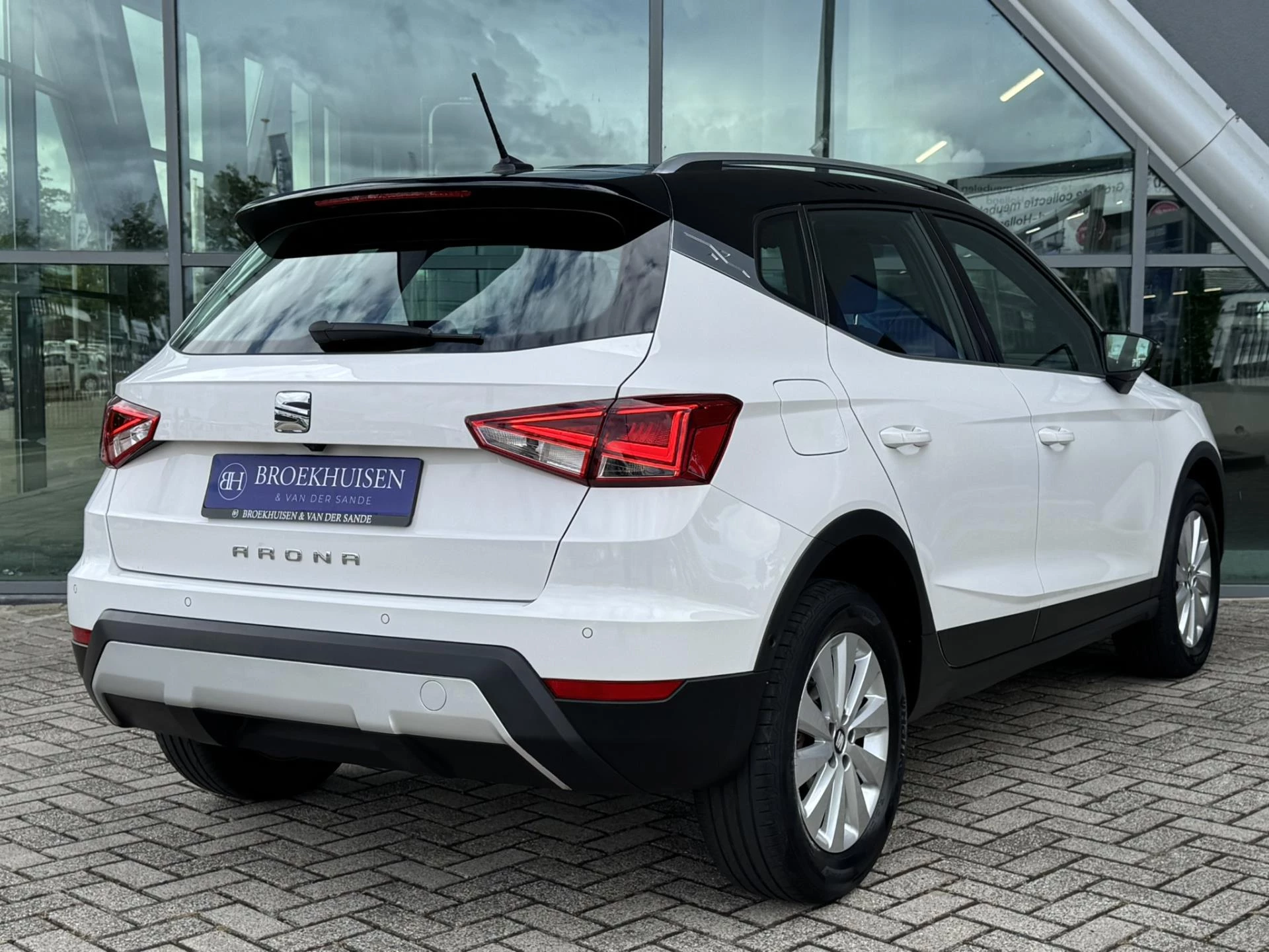 Hoofdafbeelding SEAT Arona