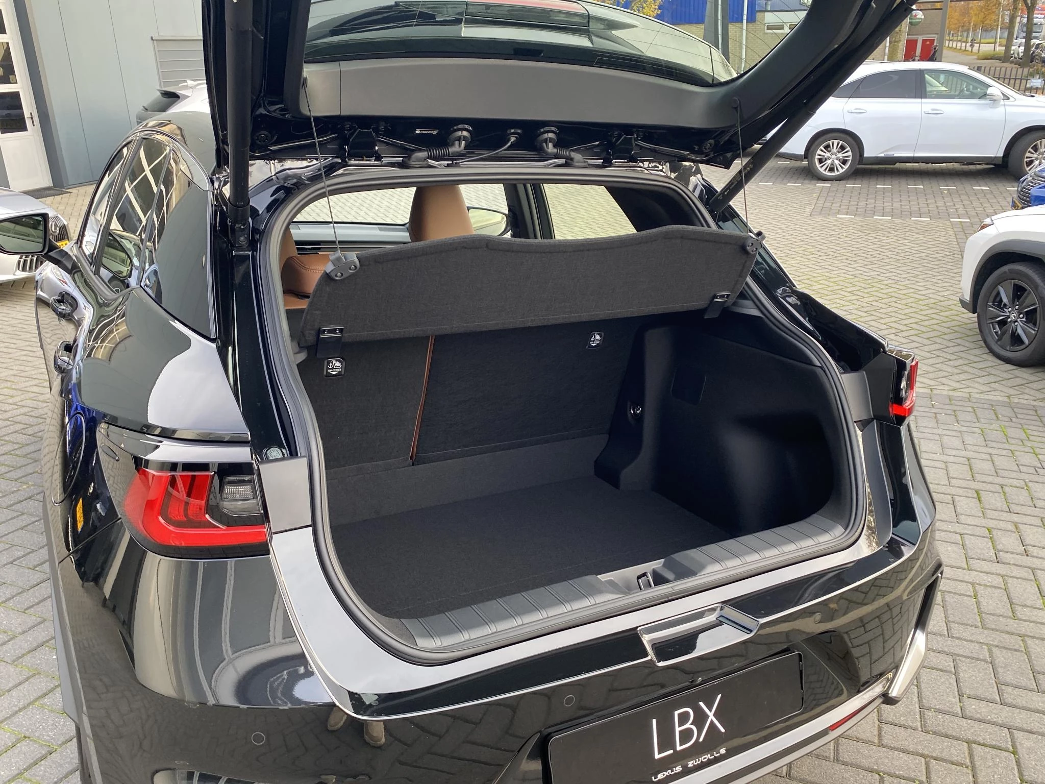 Hoofdafbeelding Lexus LBX