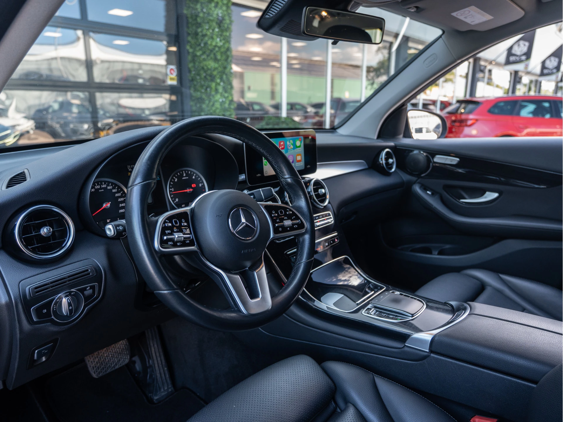 Hoofdafbeelding Mercedes-Benz GLC