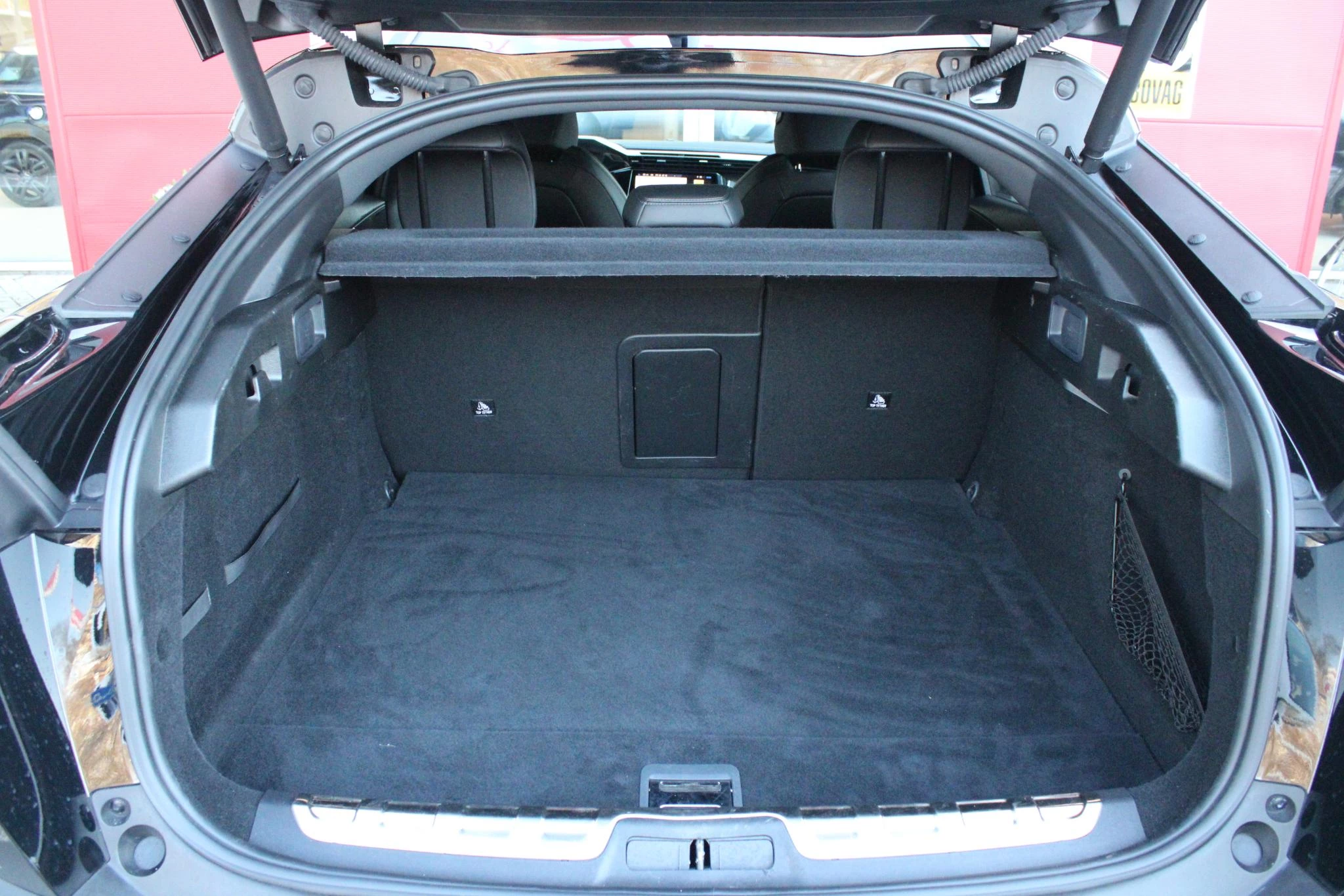 Hoofdafbeelding Peugeot 408