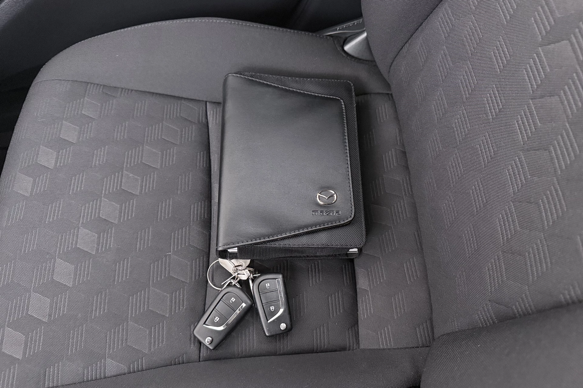 Hoofdafbeelding Mazda 2 Hybrid