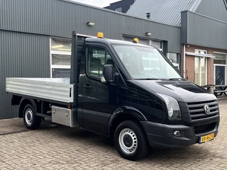 Volkswagen Crafter 2.0 TDI 366 Trekhaak 3500kg trekgewicht Airco Cruise controle 3-Persoons Open laadbak Pick-up Navigatiesysteem Telefoonverbinding Werkverlichting p-up bakwagen Pick up open laadbak