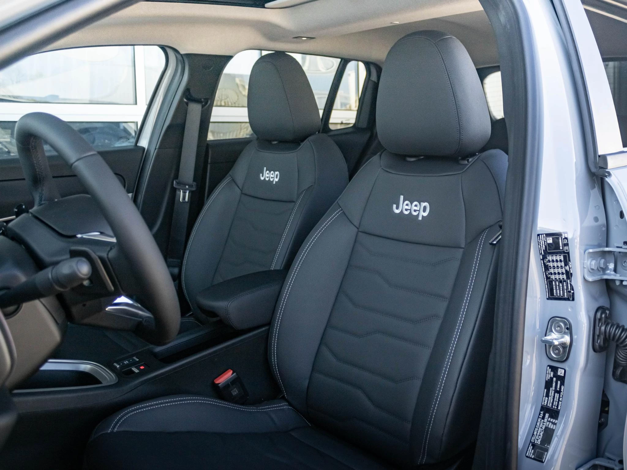 Hoofdafbeelding Jeep Avenger