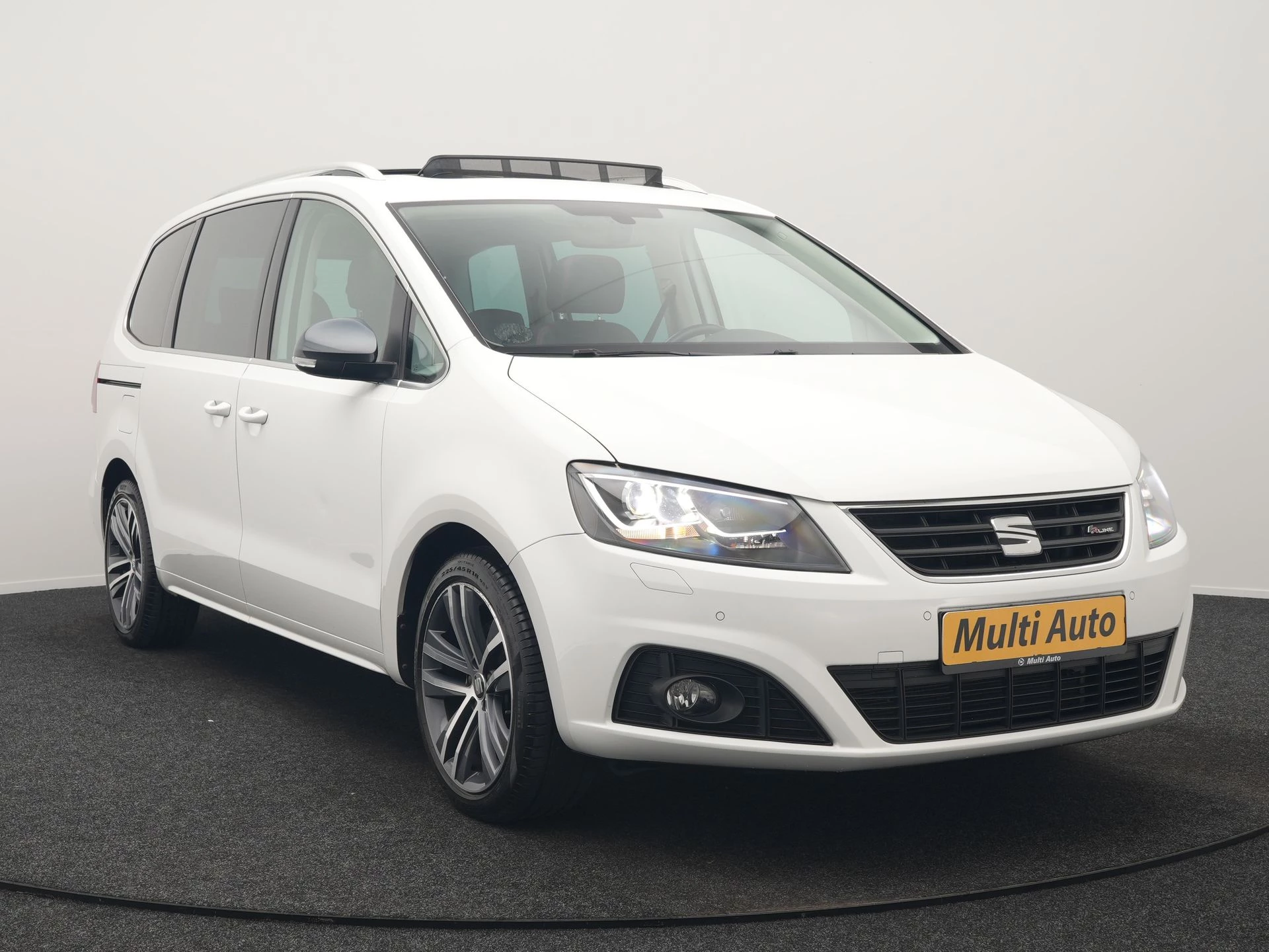 Hoofdafbeelding SEAT Alhambra