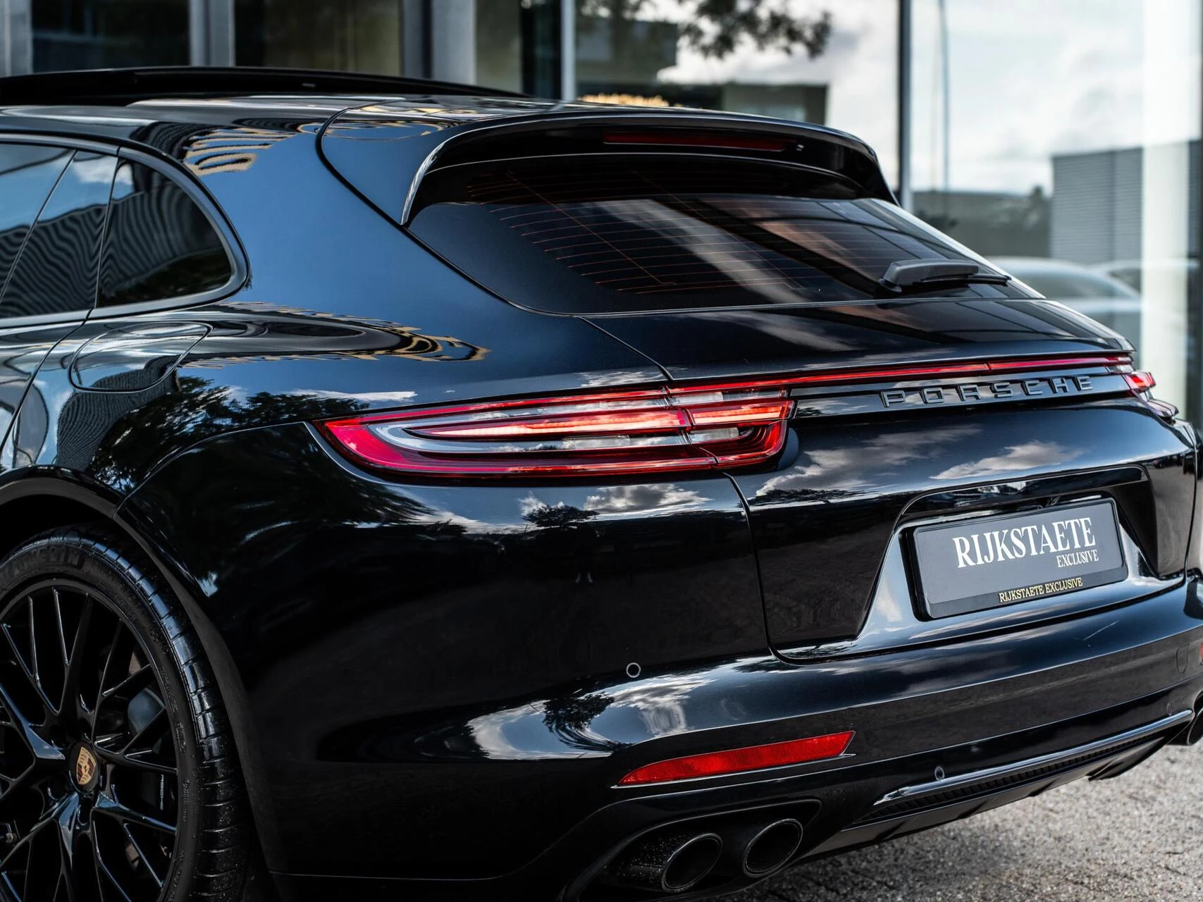 Hoofdafbeelding Porsche Panamera