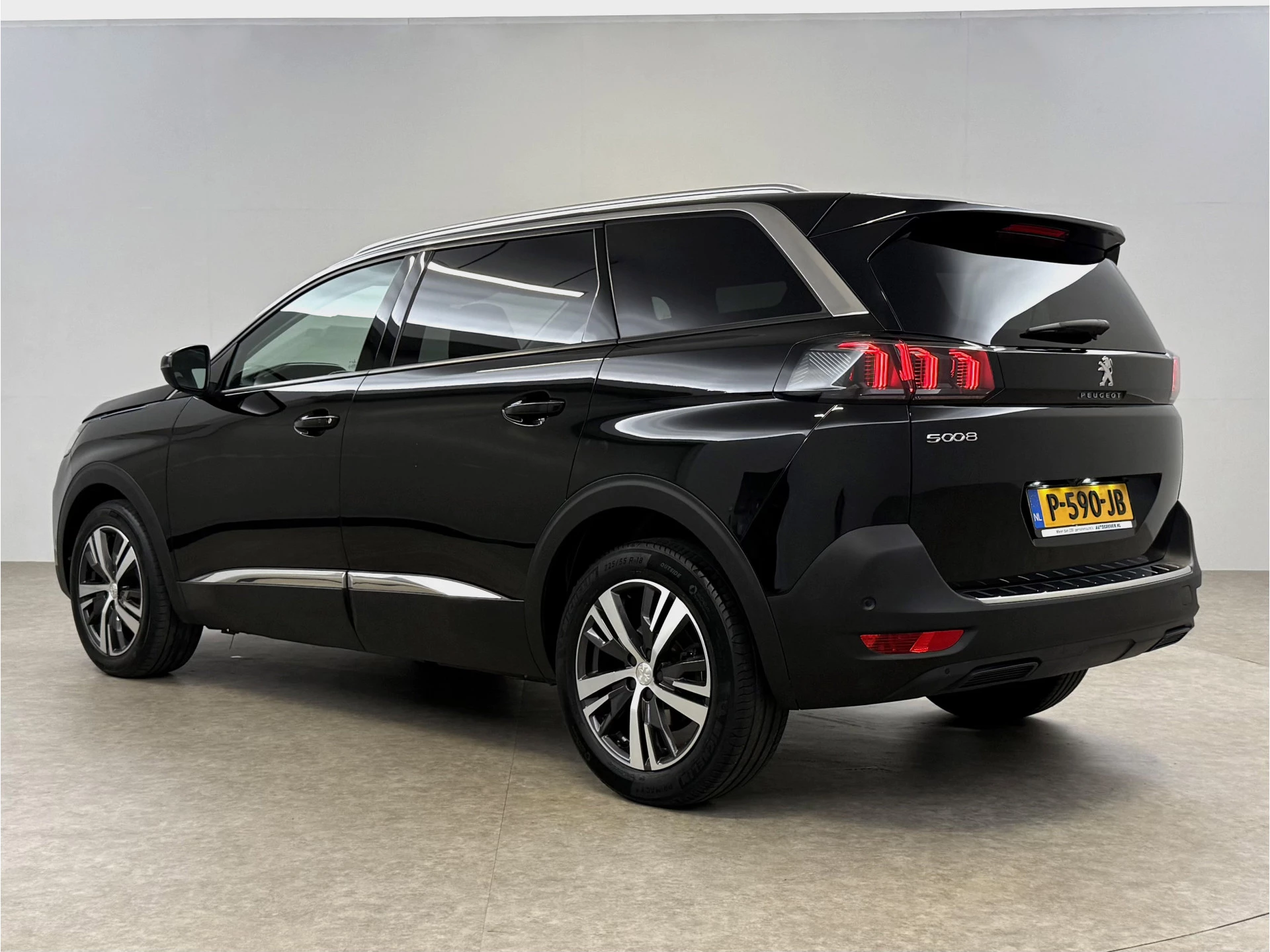 Hoofdafbeelding Peugeot 5008