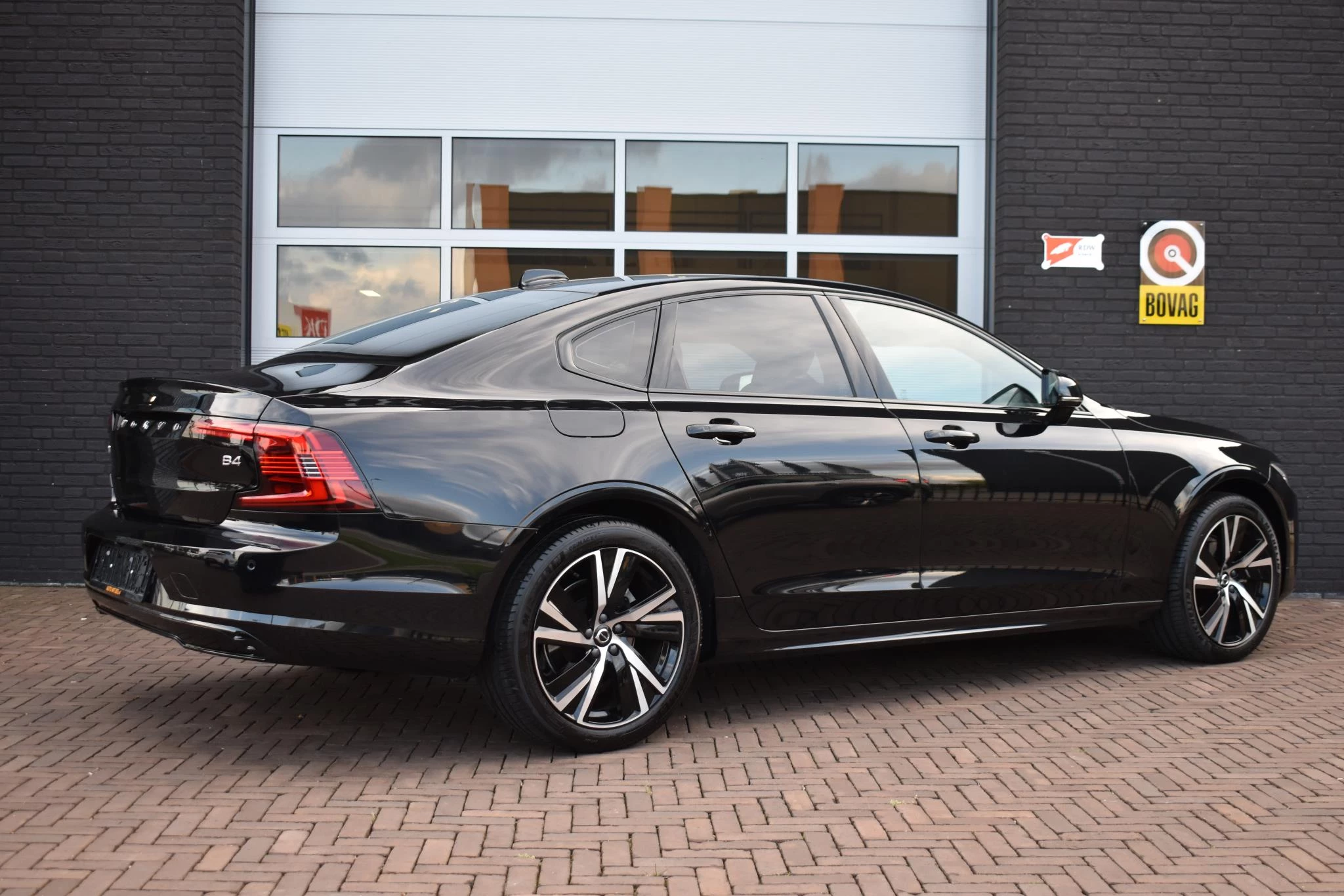 Hoofdafbeelding Volvo S90