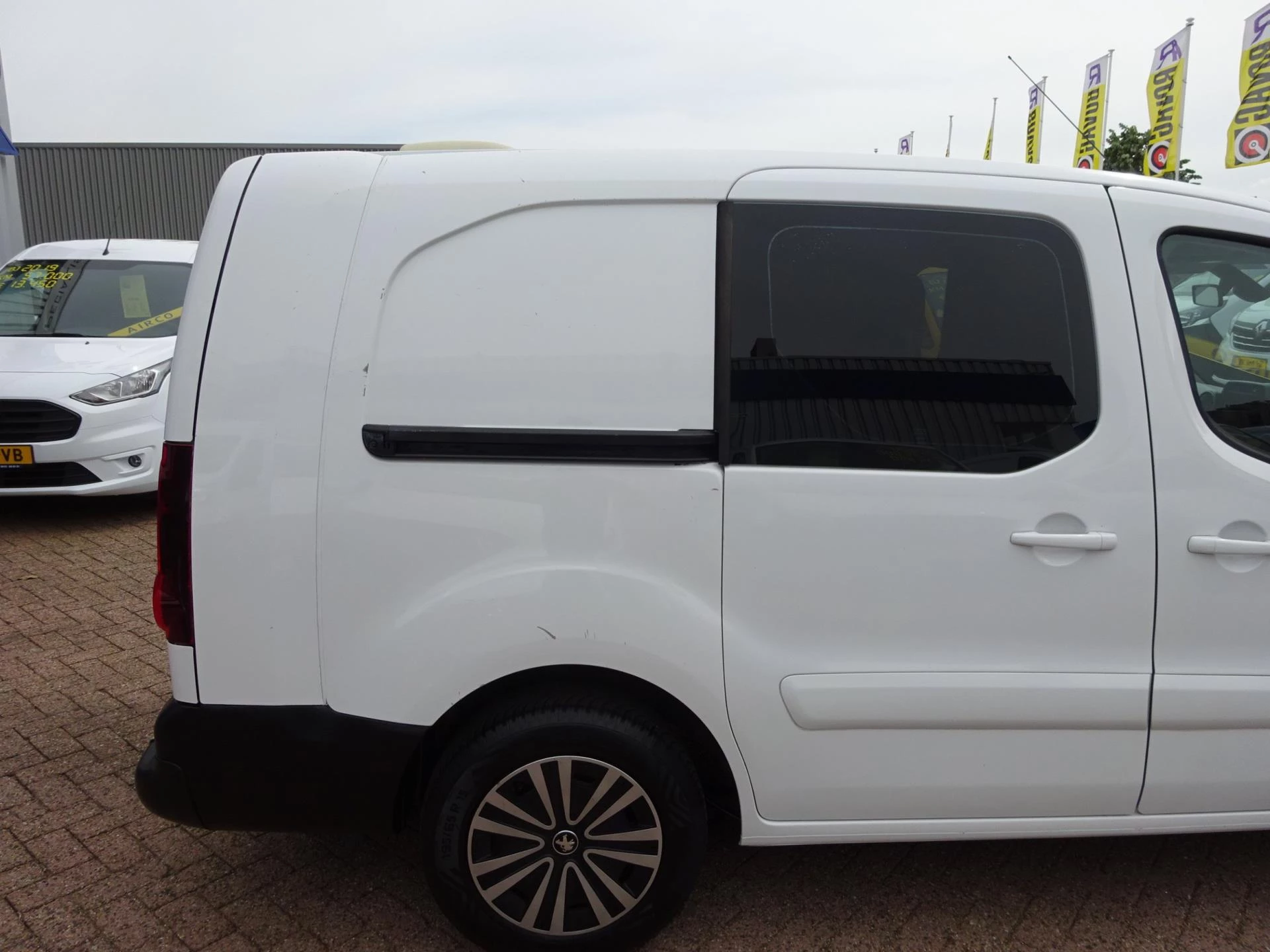 Hoofdafbeelding Peugeot Partner