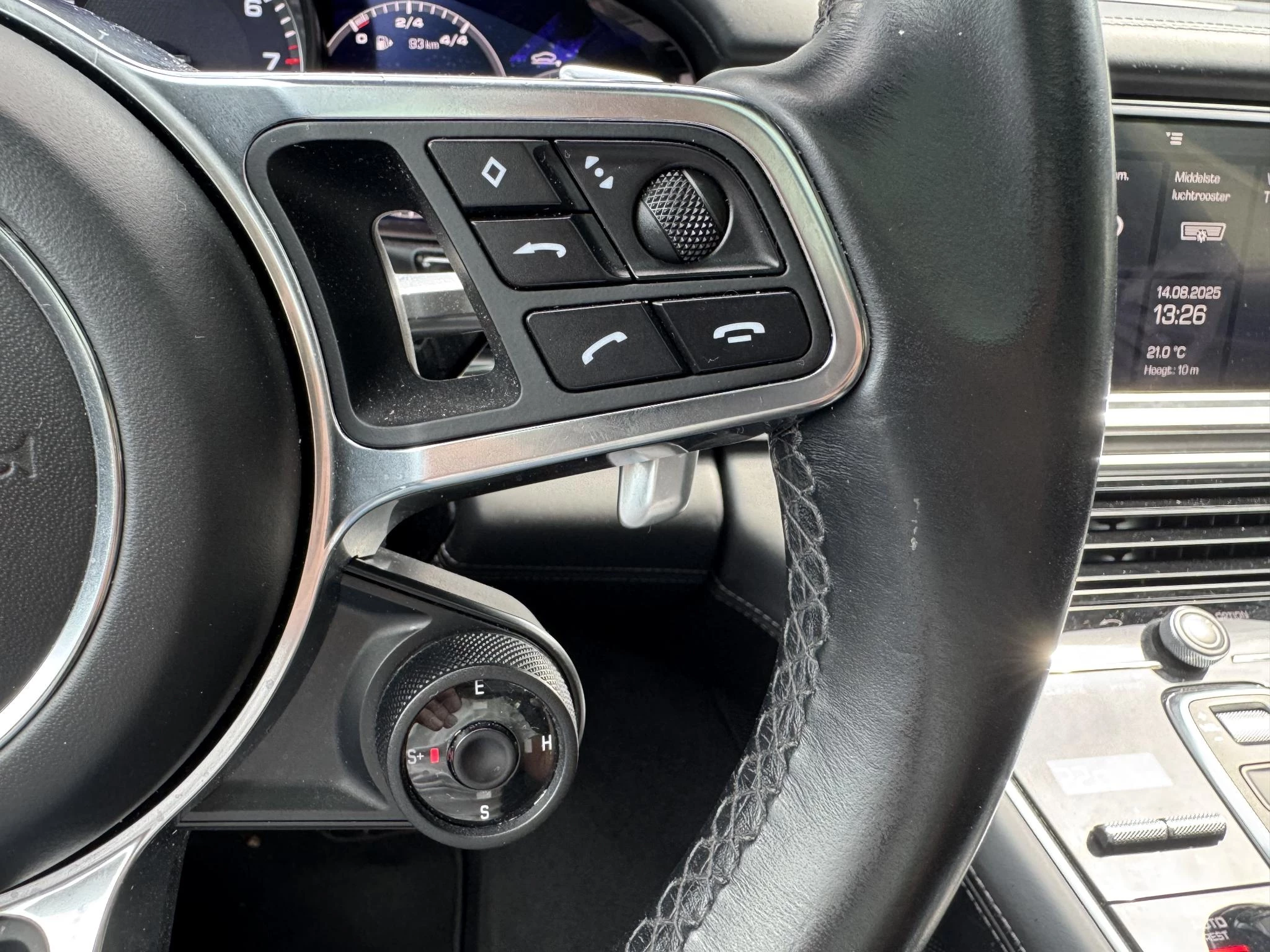Hoofdafbeelding Porsche Panamera
