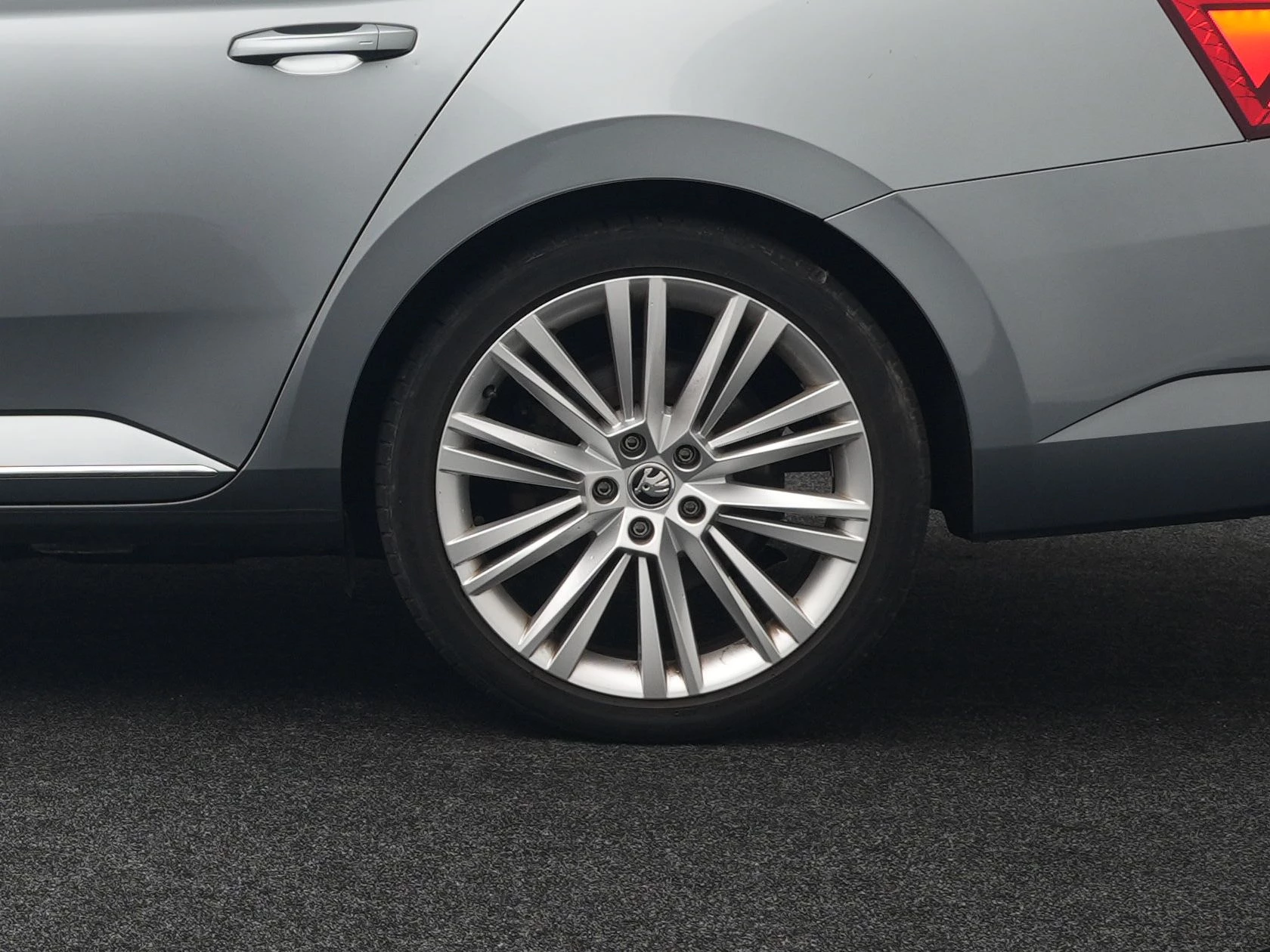 Hoofdafbeelding Škoda Superb