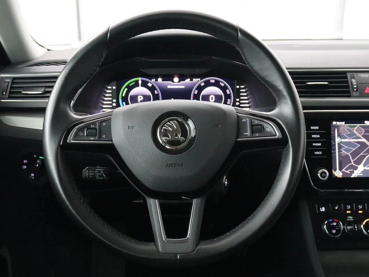 Hoofdafbeelding Škoda Superb