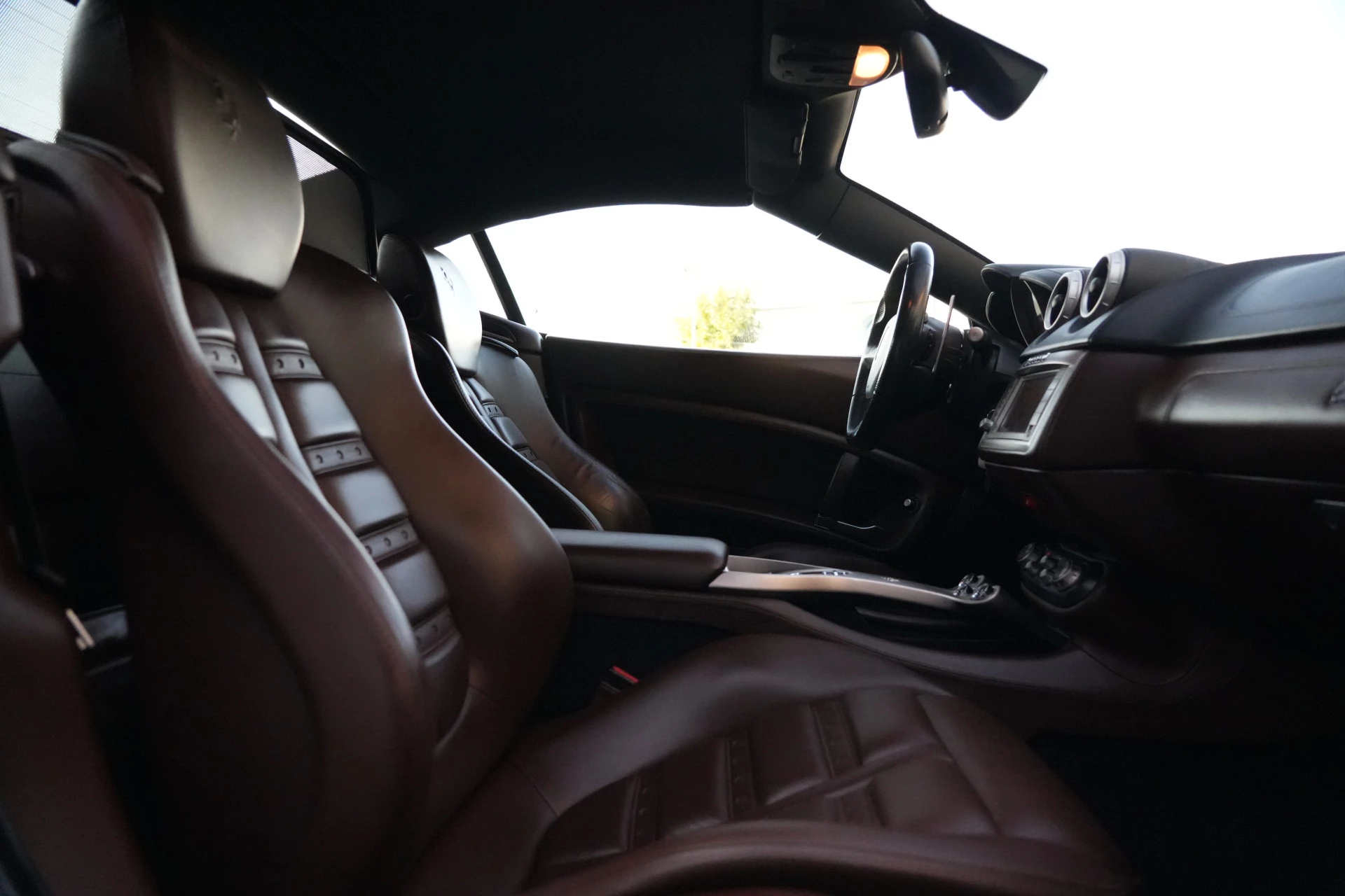 Hoofdafbeelding Ferrari California