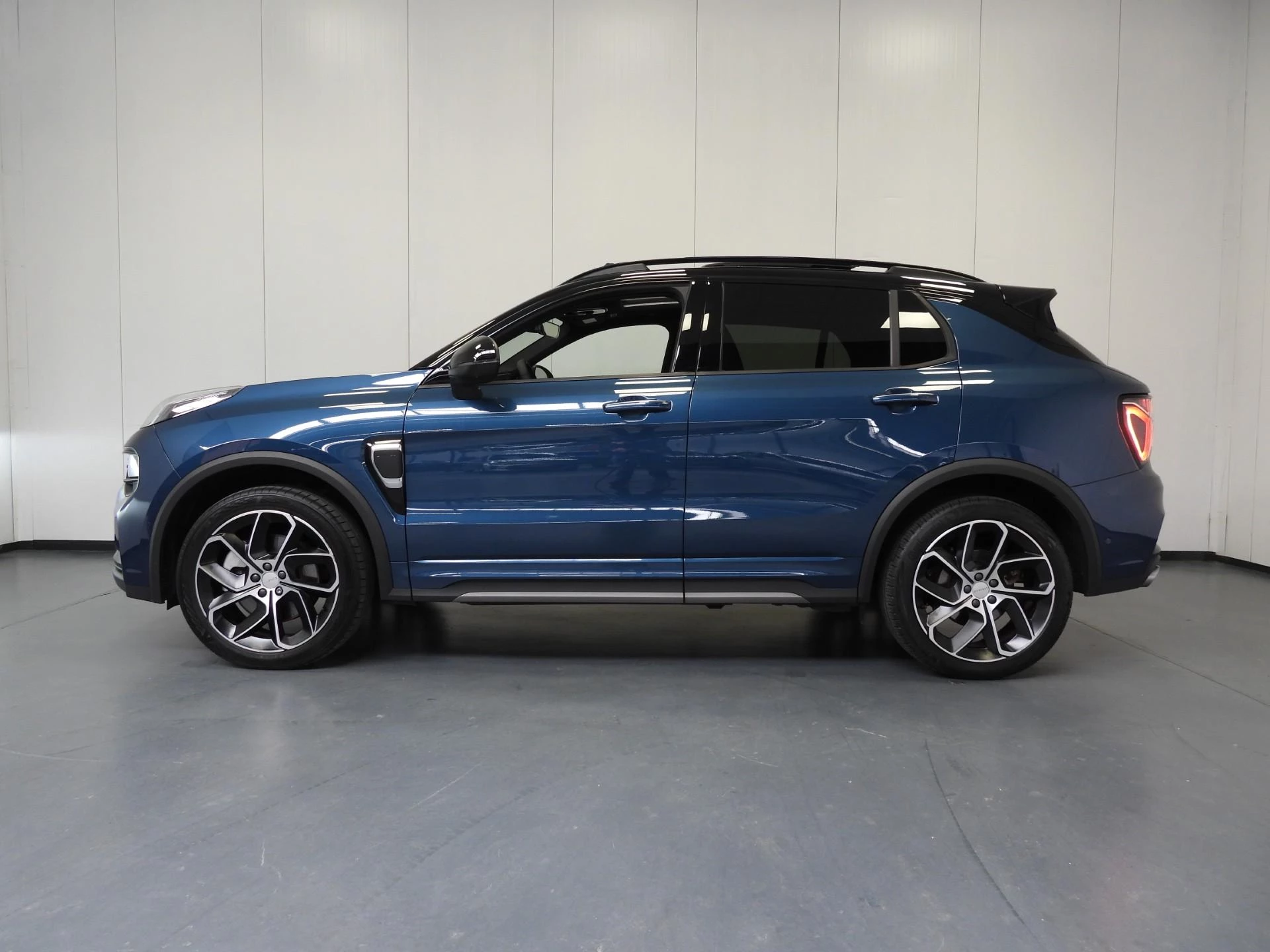 Hoofdafbeelding Lynk & Co 01