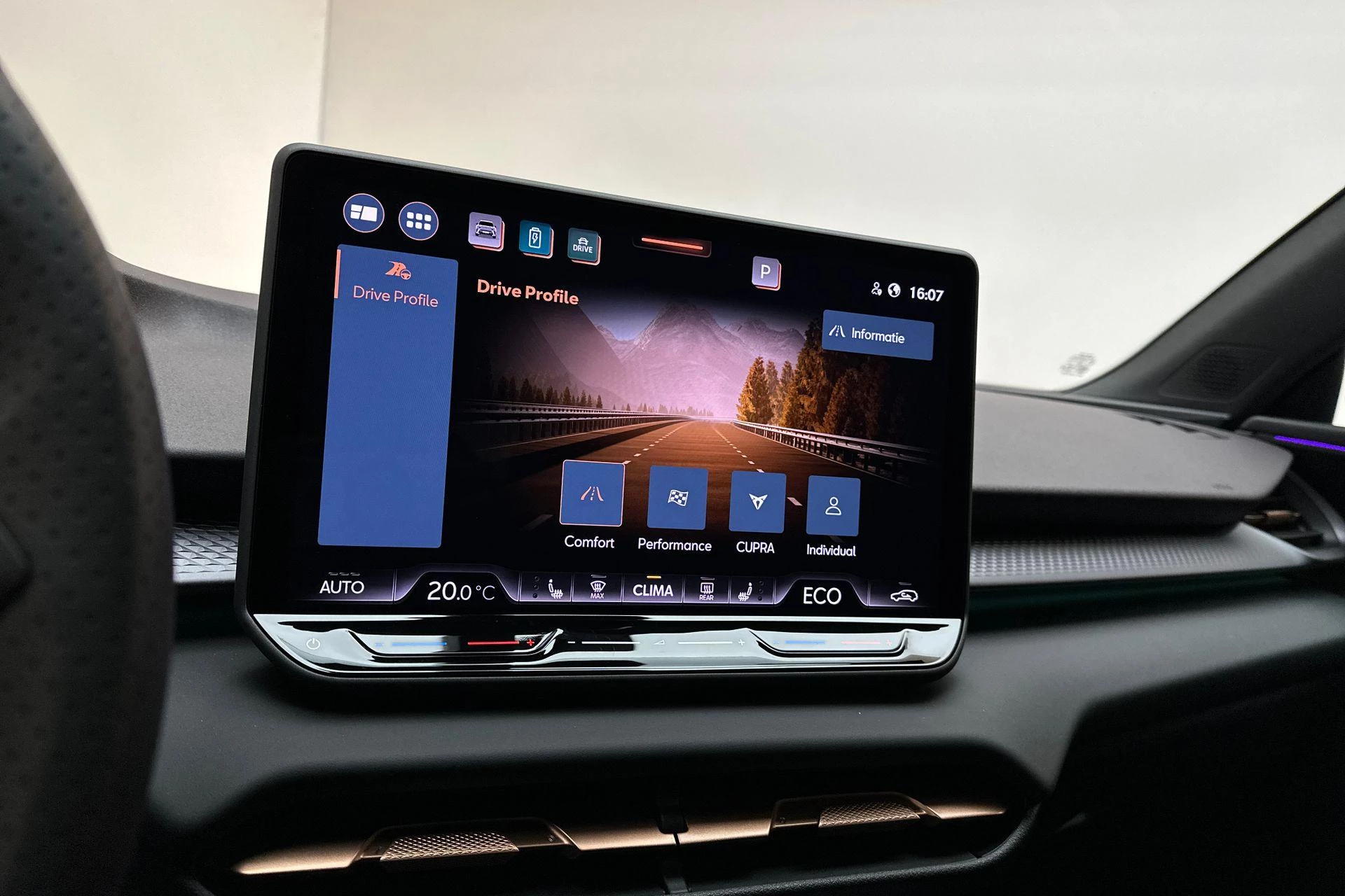 Hoofdafbeelding CUPRA Terramar