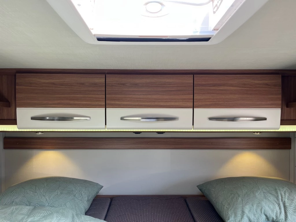 Hoofdafbeelding Carado T 447 Enkele Bedden Hefbed