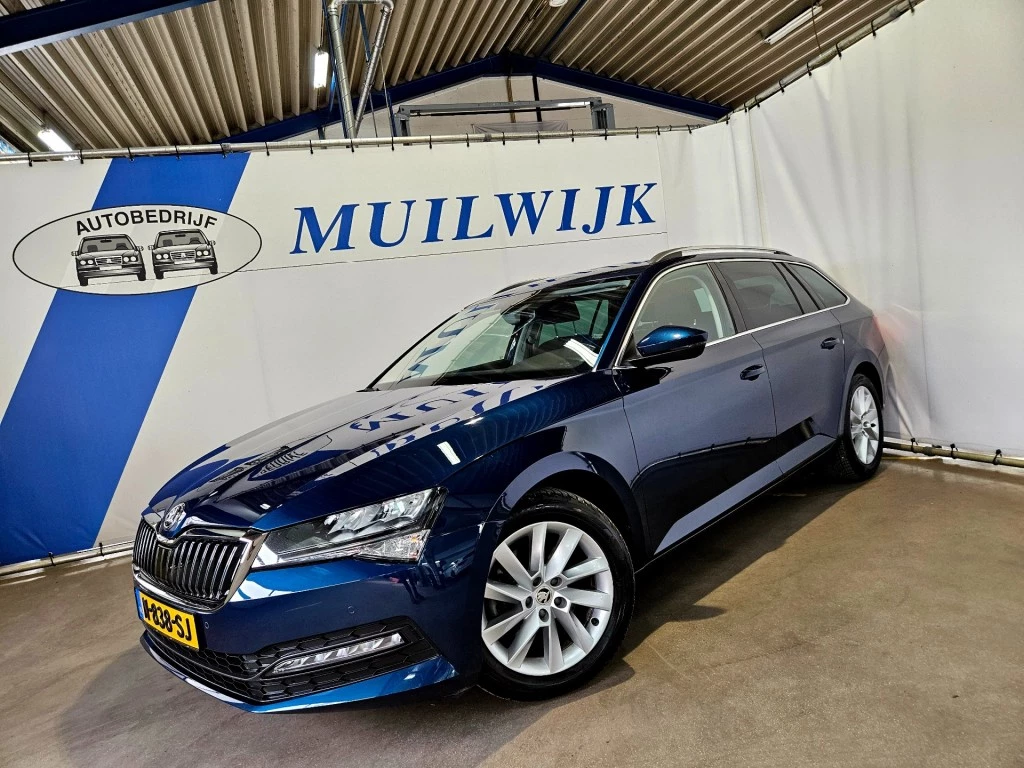 Hoofdafbeelding Škoda Superb