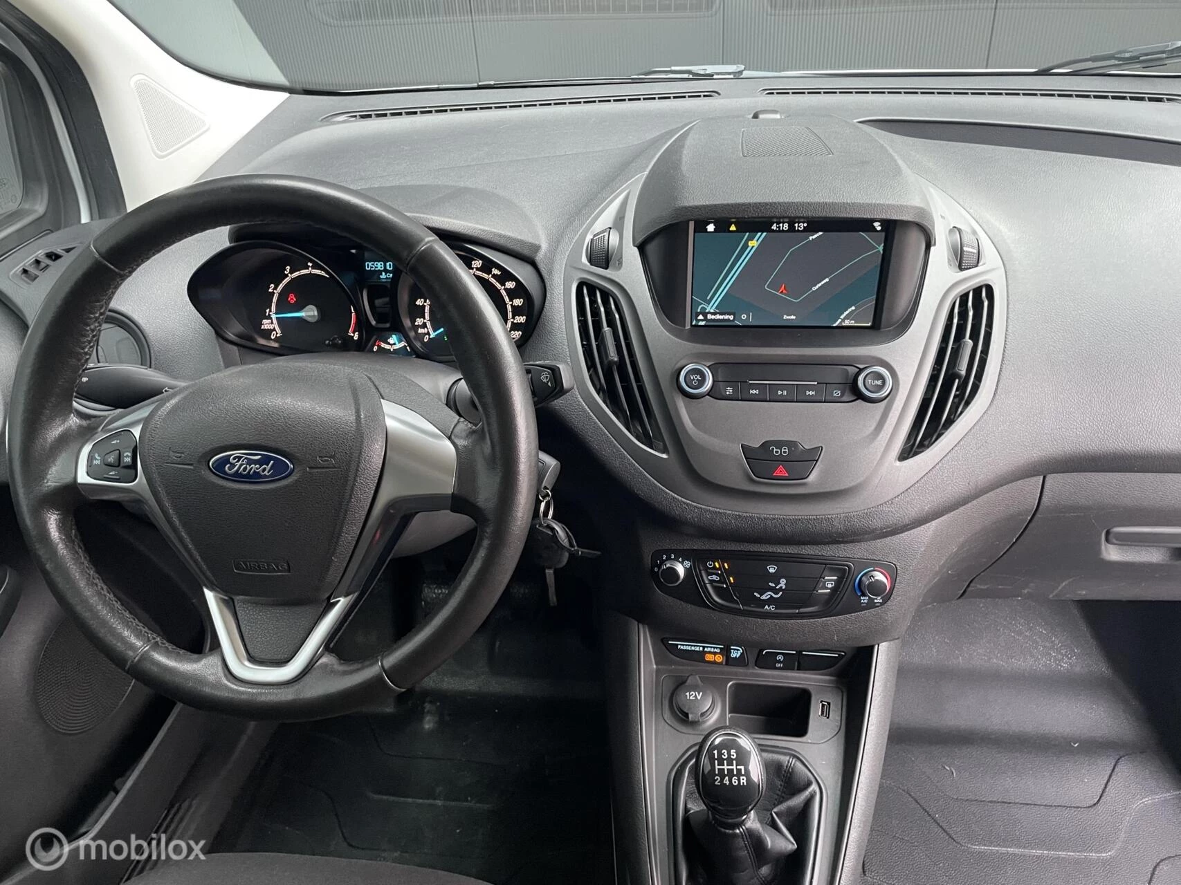 Hoofdafbeelding Ford Transit Courier