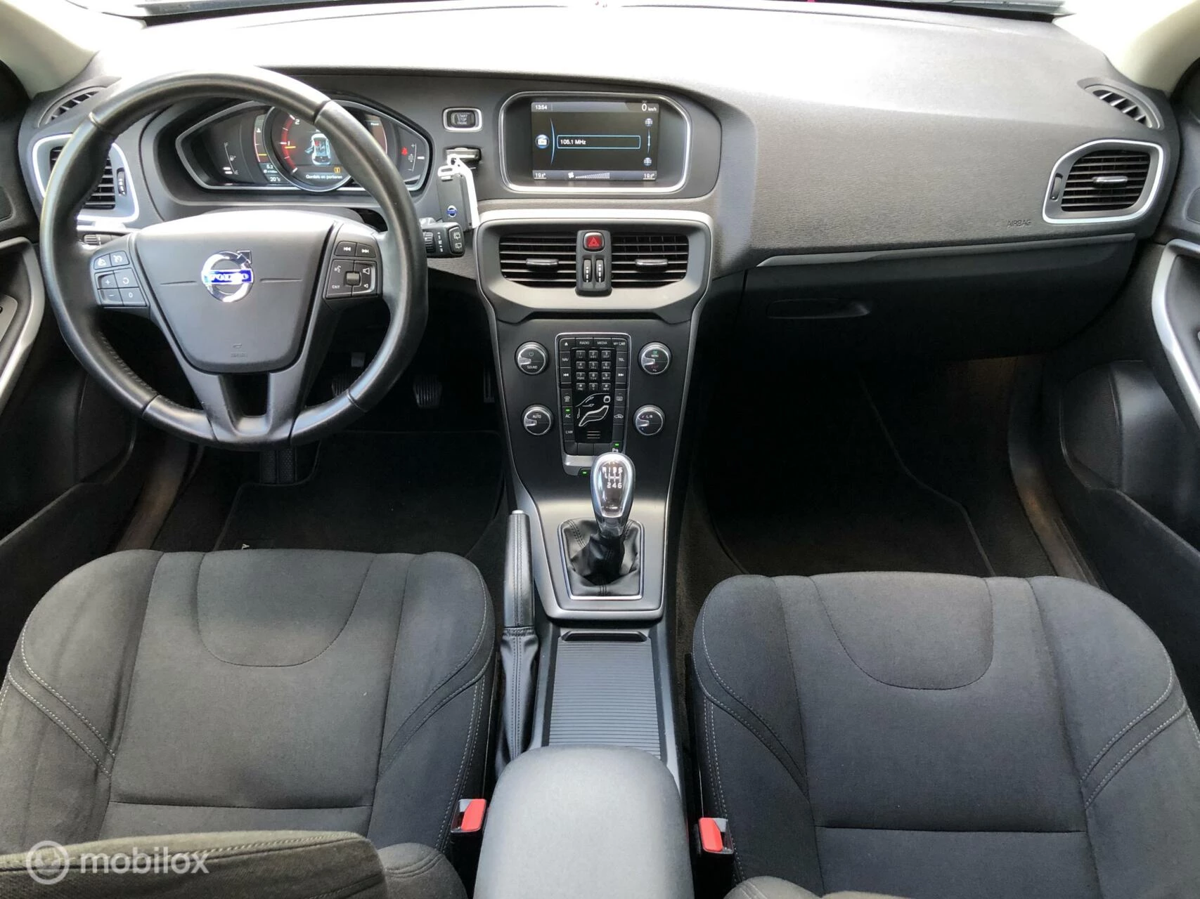 Hoofdafbeelding Volvo V40