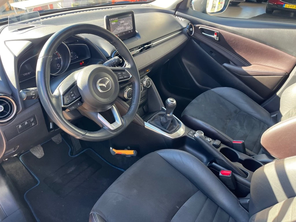 Hoofdafbeelding Mazda 2