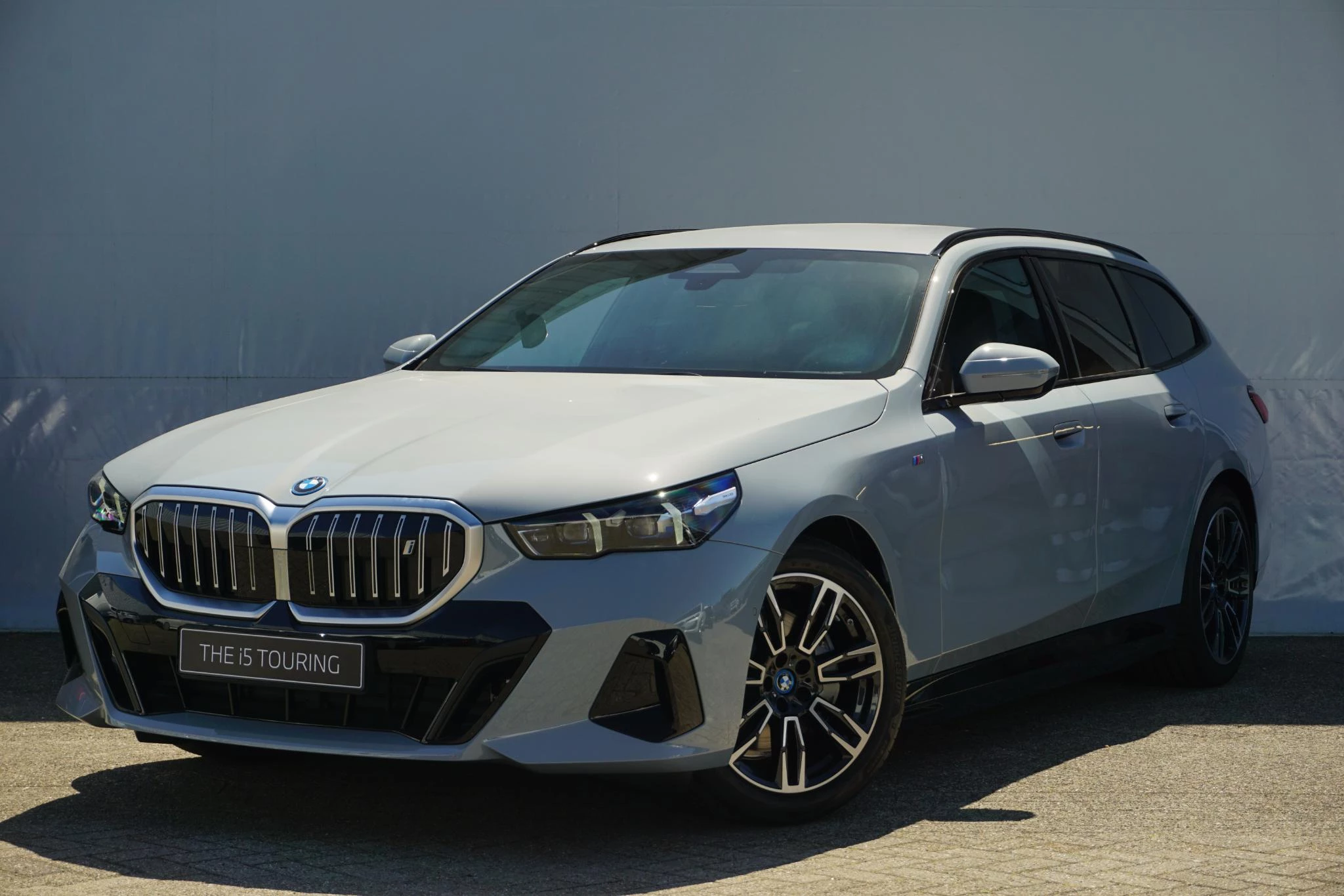 Hoofdafbeelding BMW i5