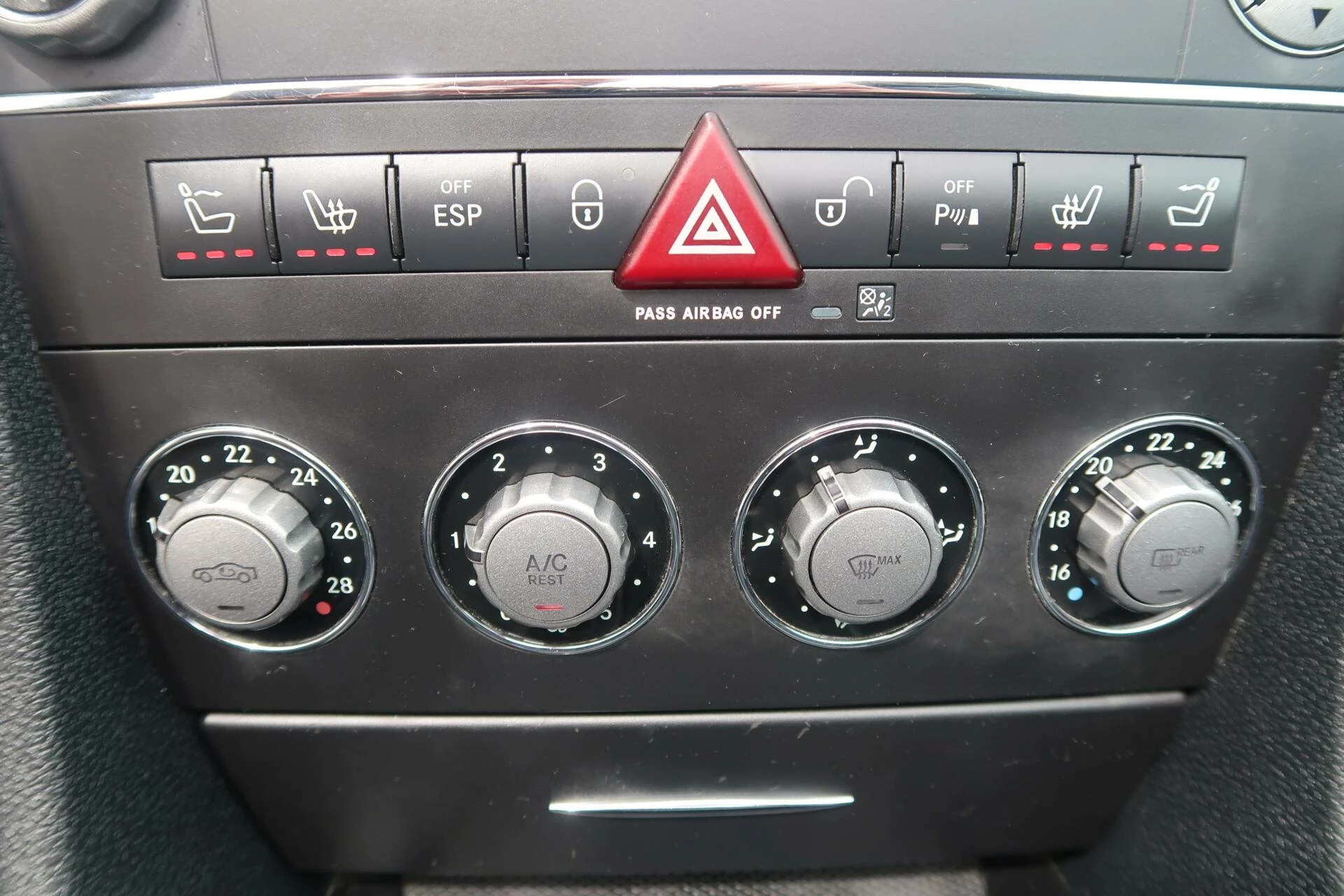 Hoofdafbeelding Mercedes-Benz SLK
