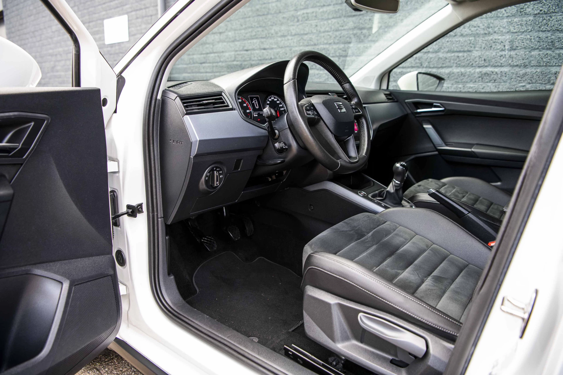 Hoofdafbeelding SEAT Arona