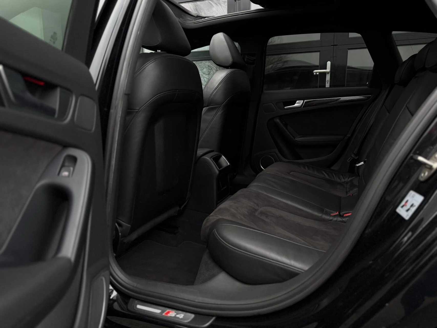 Hoofdafbeelding Audi S4