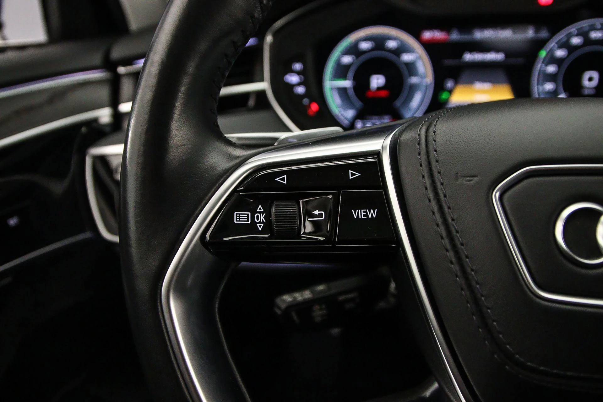 Hoofdafbeelding Audi A8