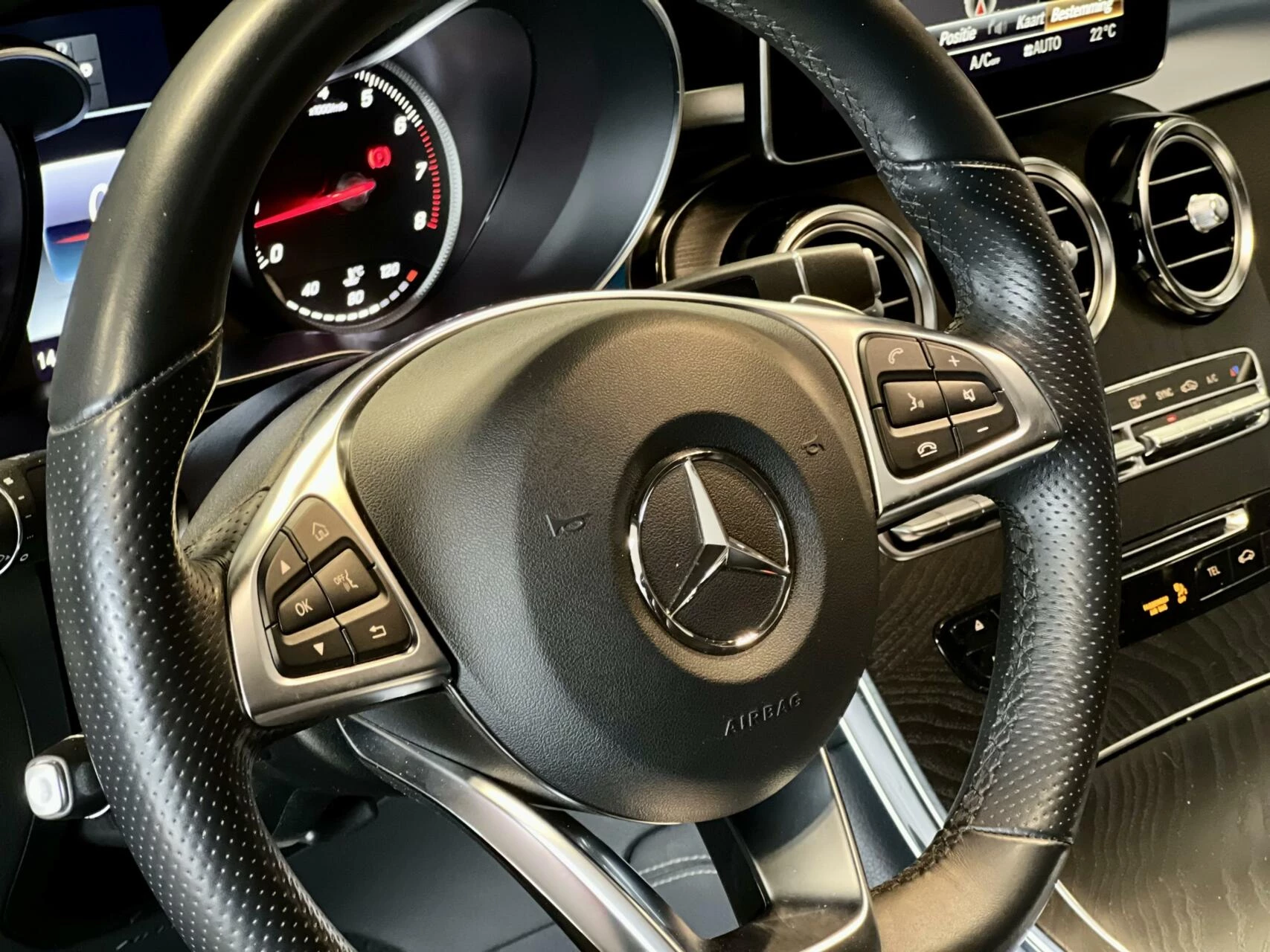 Hoofdafbeelding Mercedes-Benz GLC