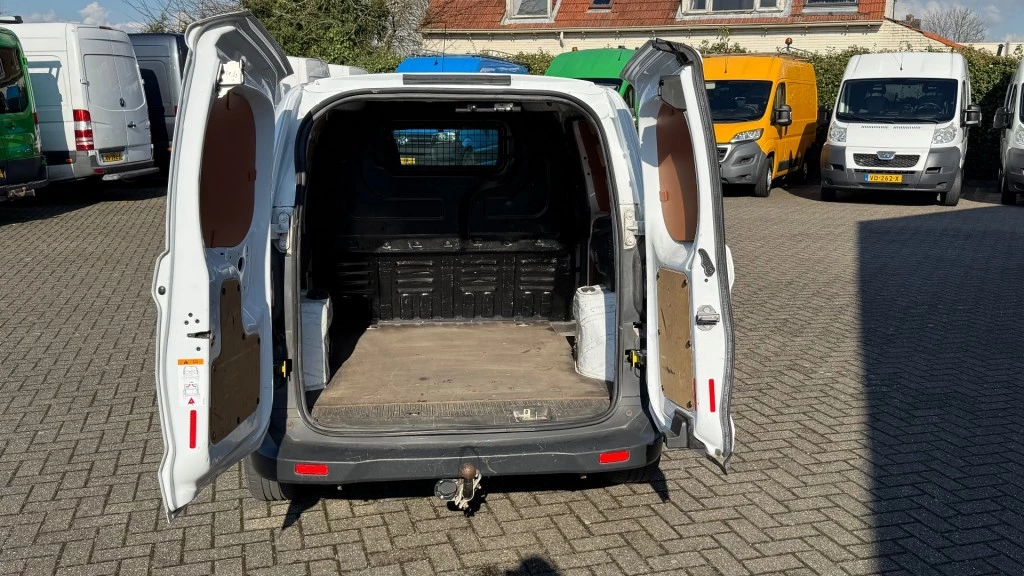 Hoofdafbeelding Ford Transit Courier