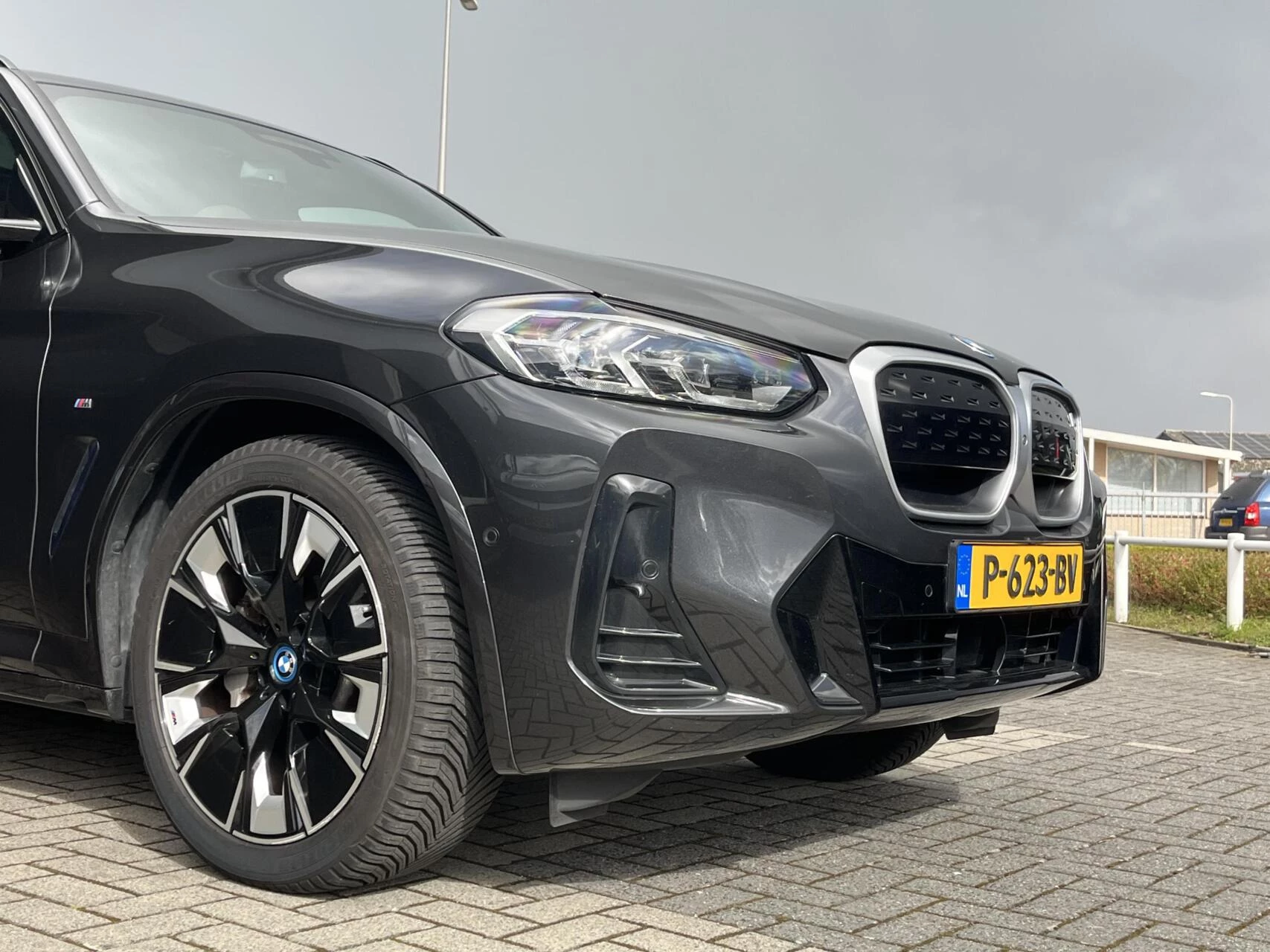 Hoofdafbeelding BMW iX3