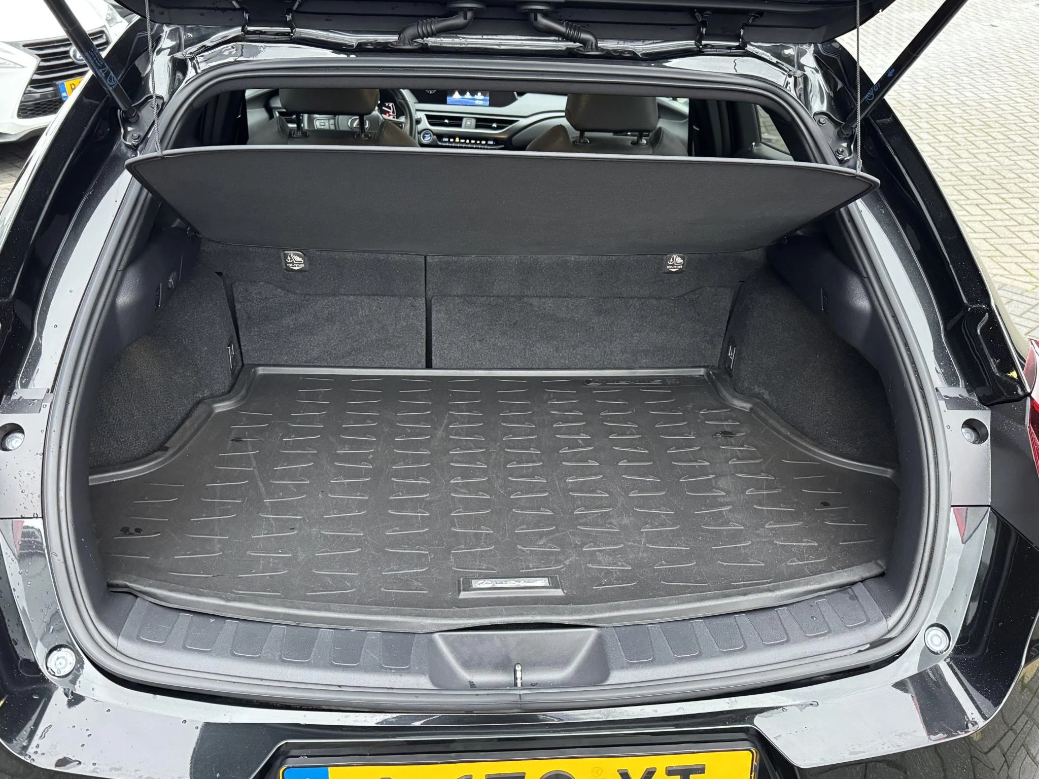 Hoofdafbeelding Lexus UX