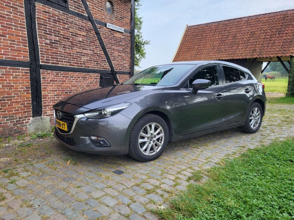 Hoofdafbeelding Mazda 3