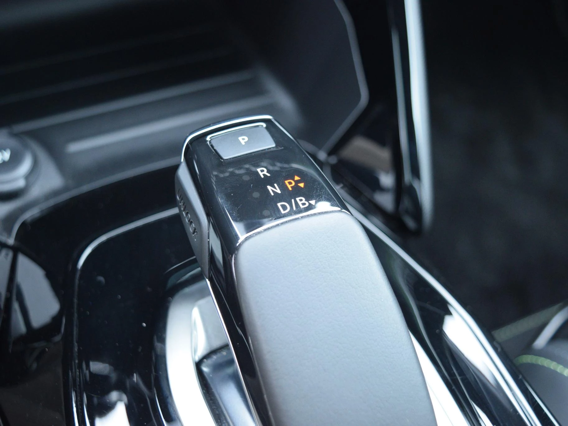 Hoofdafbeelding Peugeot e-208