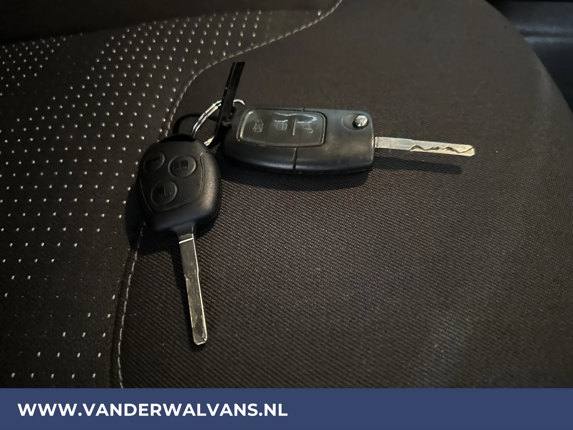 Hoofdafbeelding Ford Transit Courier